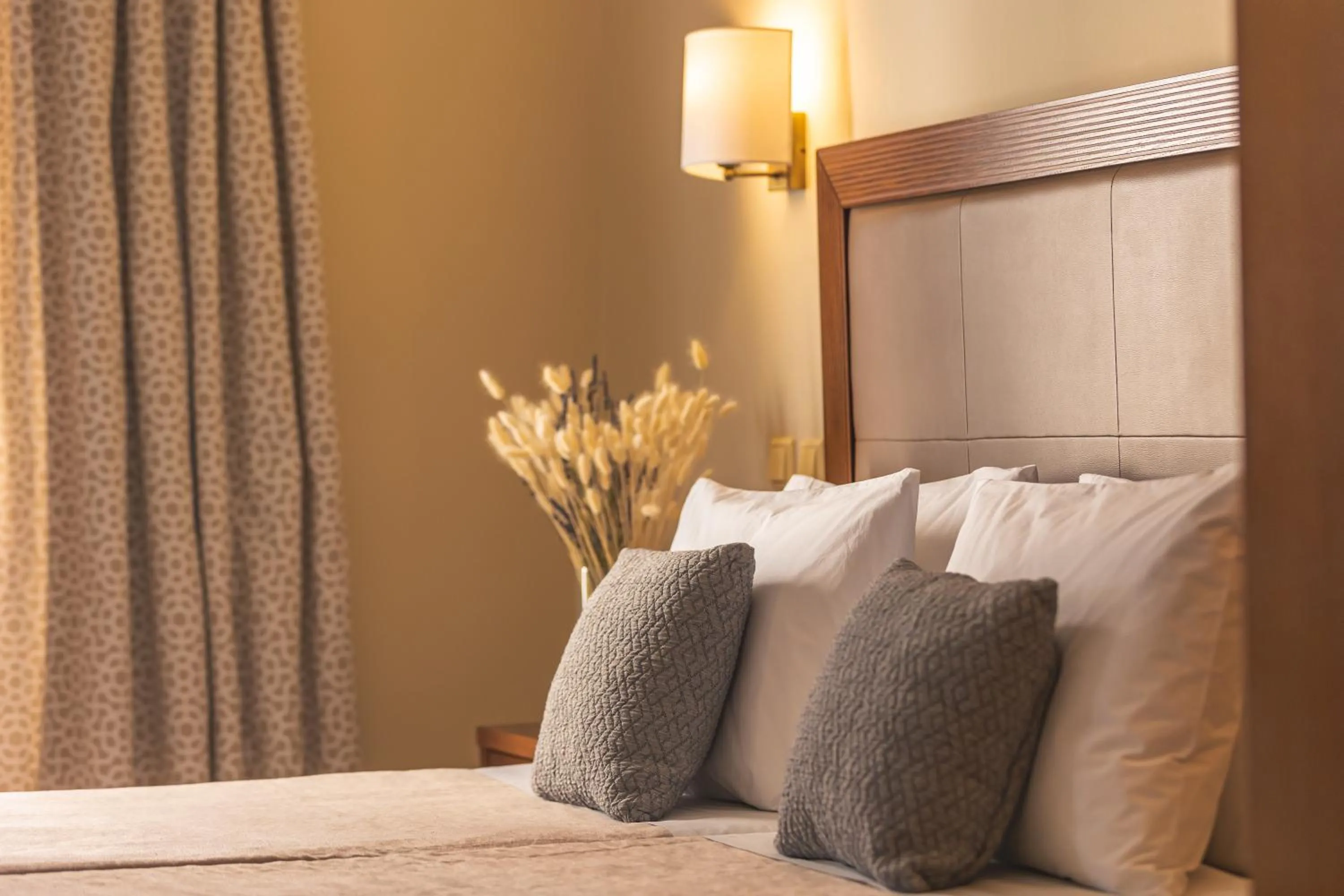 Property building, Bed in Hotel Marina