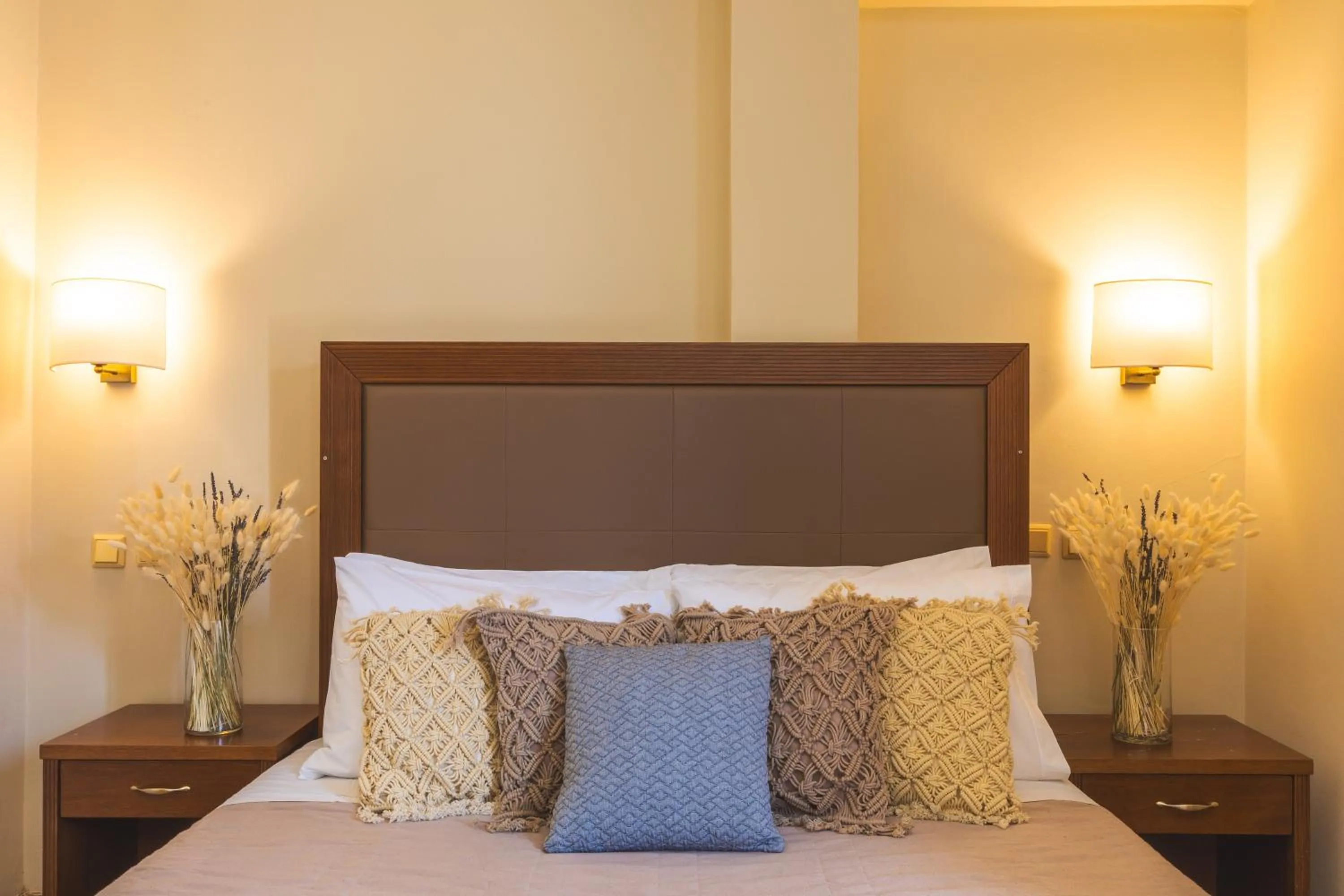 Property building, Bed in Hotel Marina