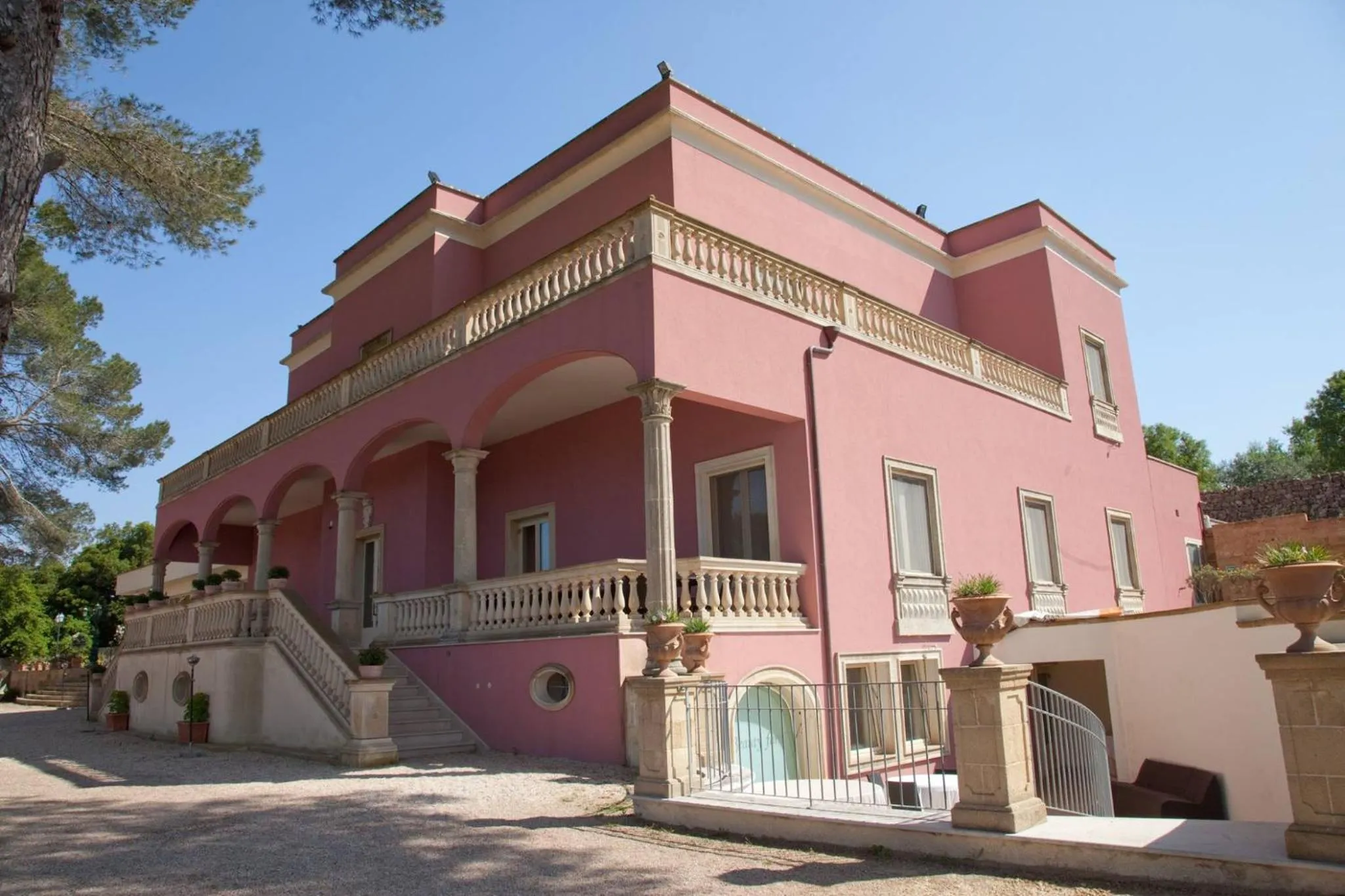 Property Building in ViverE' Resort