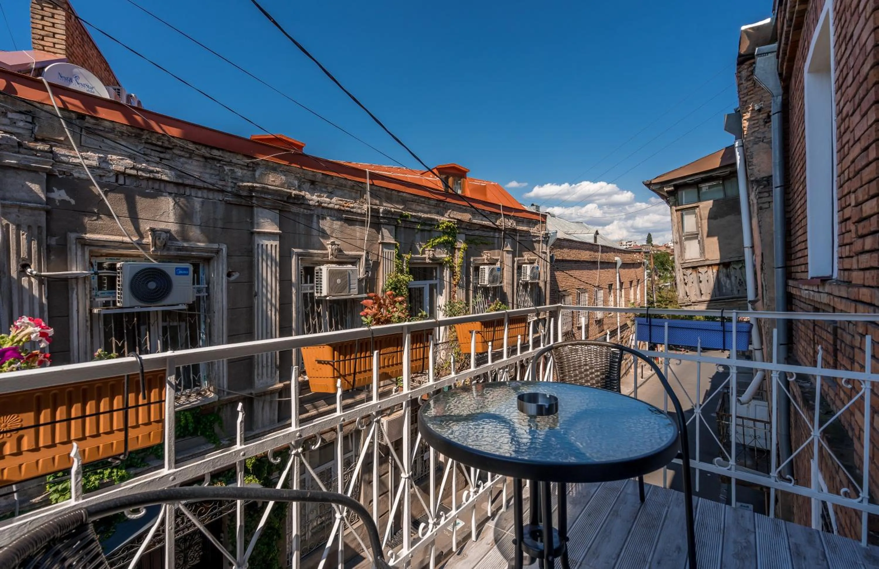 Balcony/Terrace in Golden Light Hotel