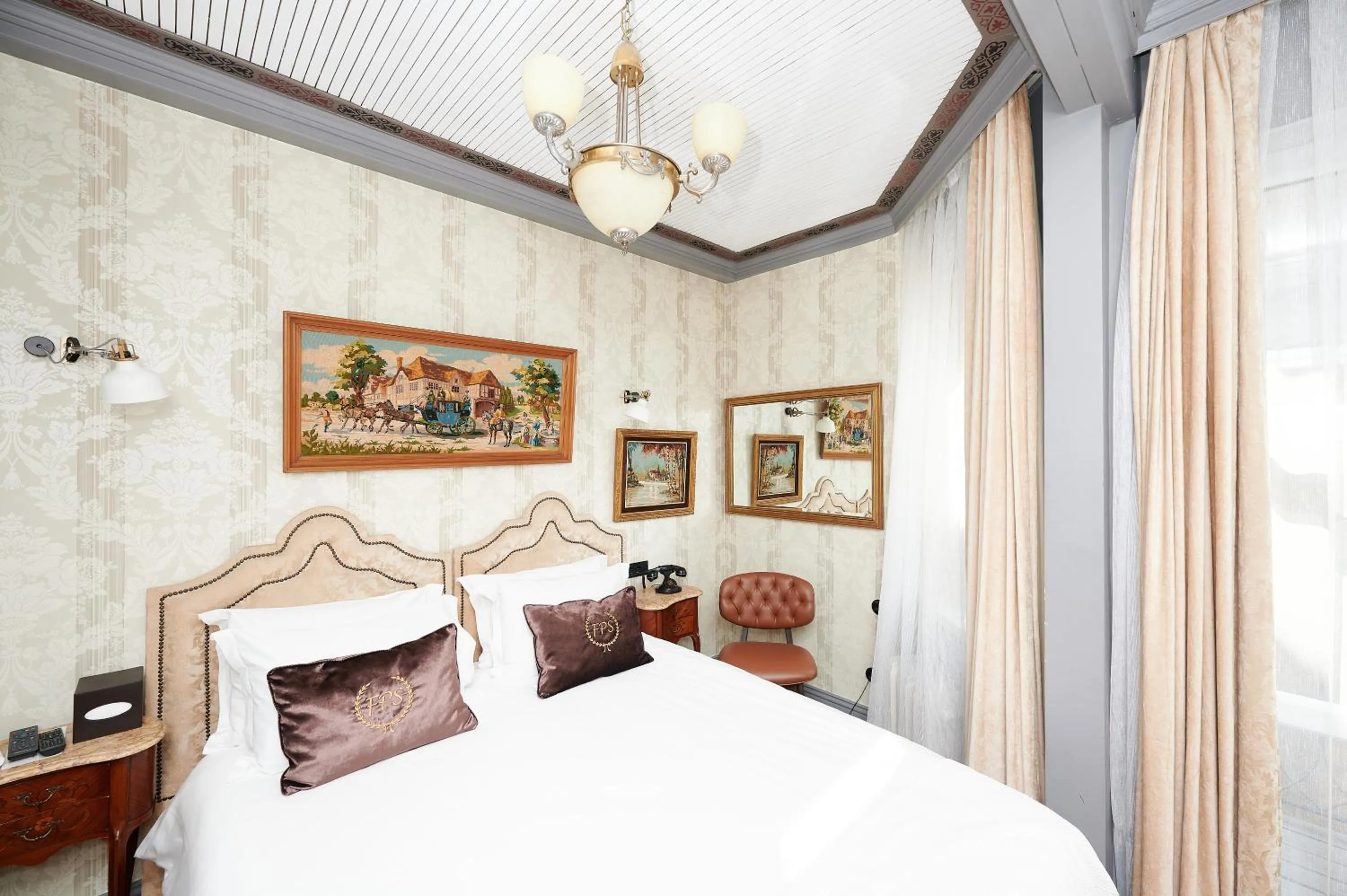 Massage, Bed in Faik Pasha Hotels Special Category Beyoglu Istanbul