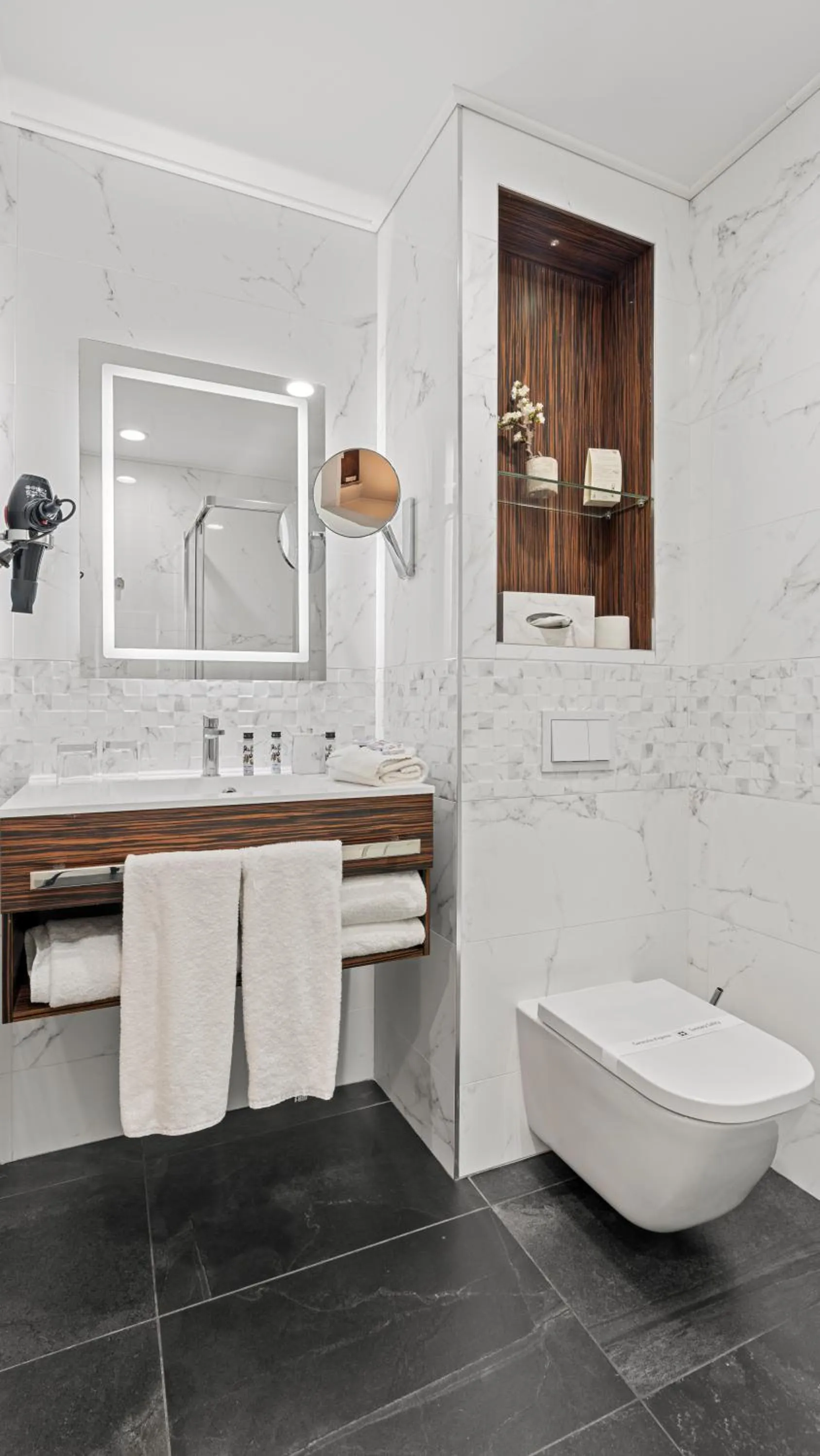 Bathroom in Hotel Villa Victoria