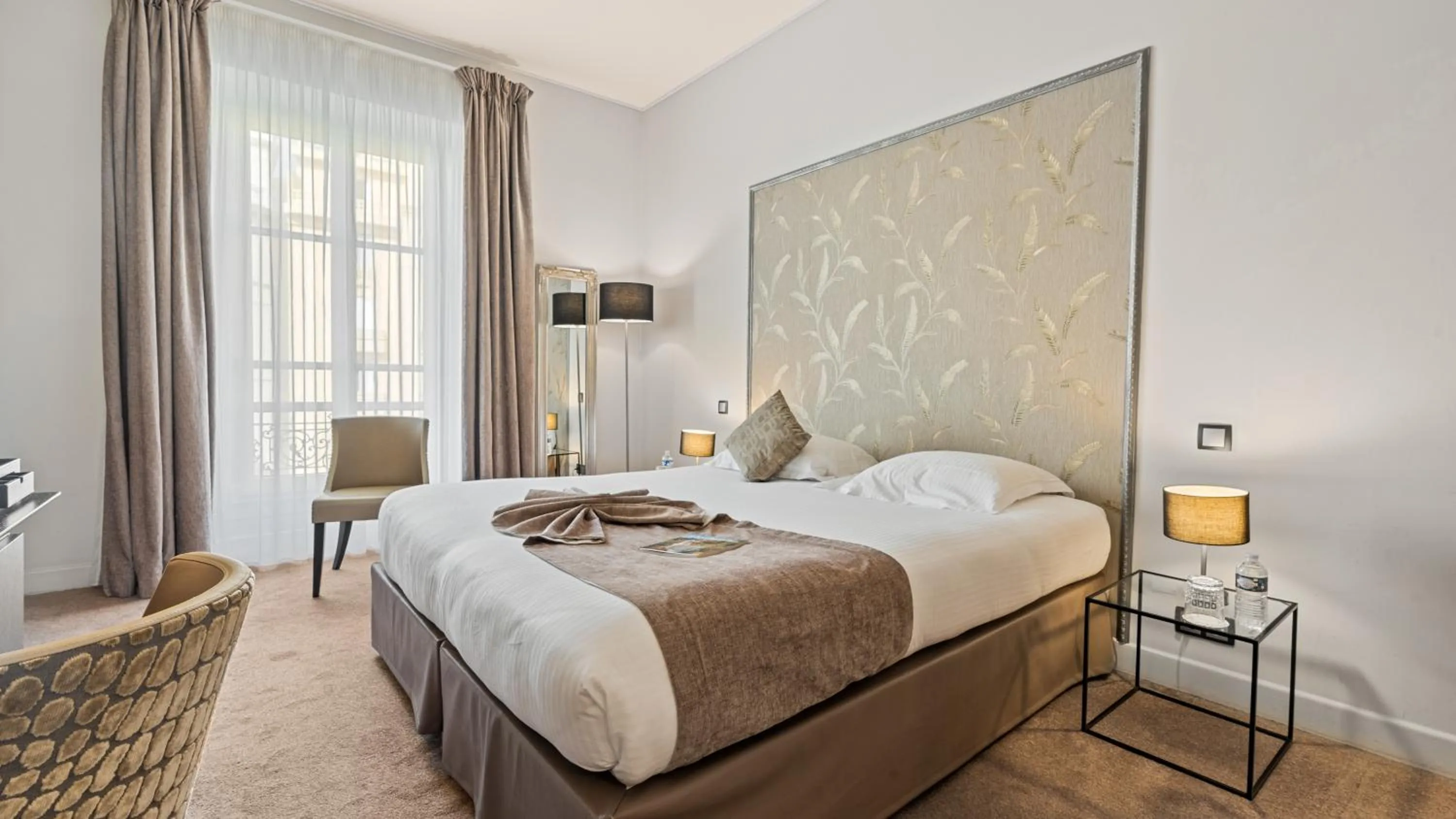 Bedroom, Bed in Hotel Villa Victoria