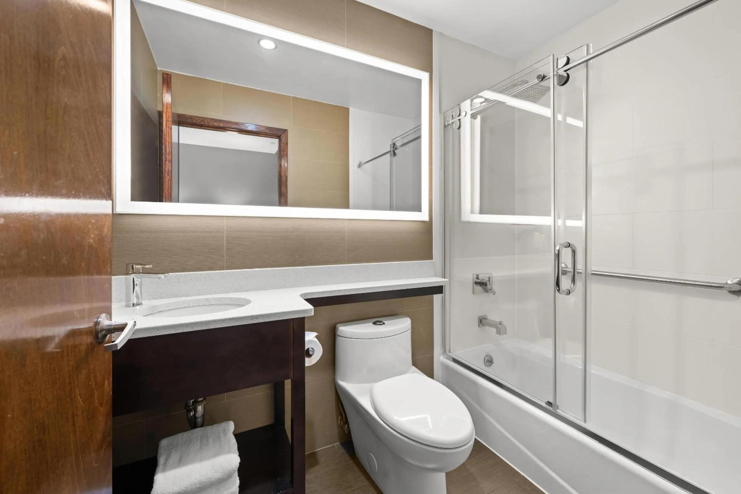 Bedroom in Comfort Inn Prospect Park-Brooklyn