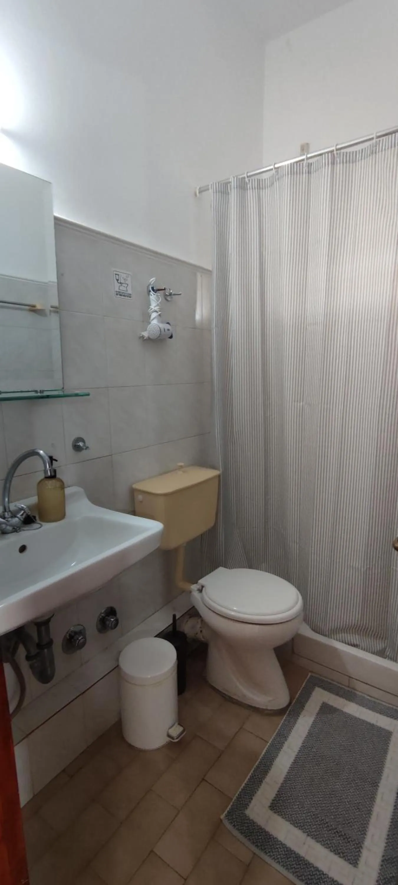 Shower in Anna Studio and Apartments
