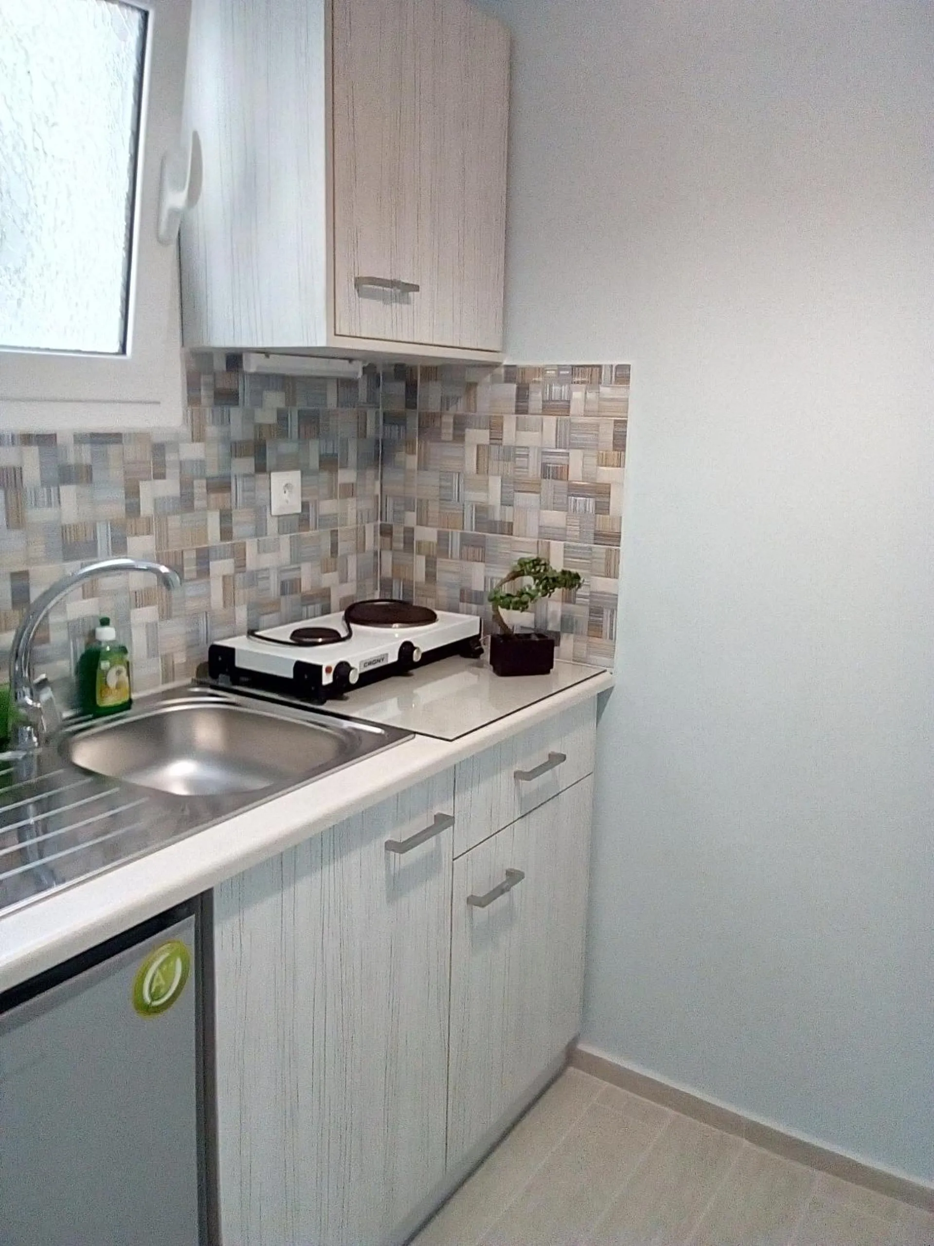 Kitchen or kitchenette in Anna Studio and Apartments