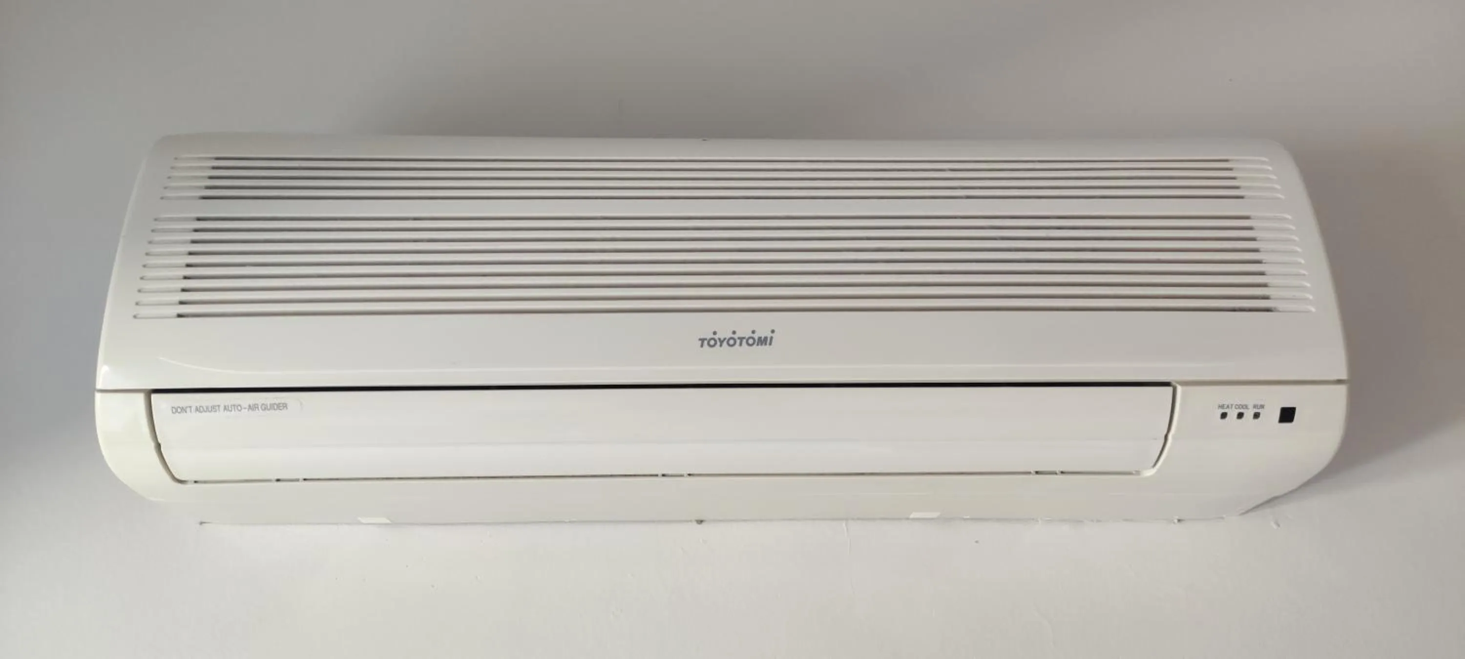 air conditioner in Anna Studio and Apartments