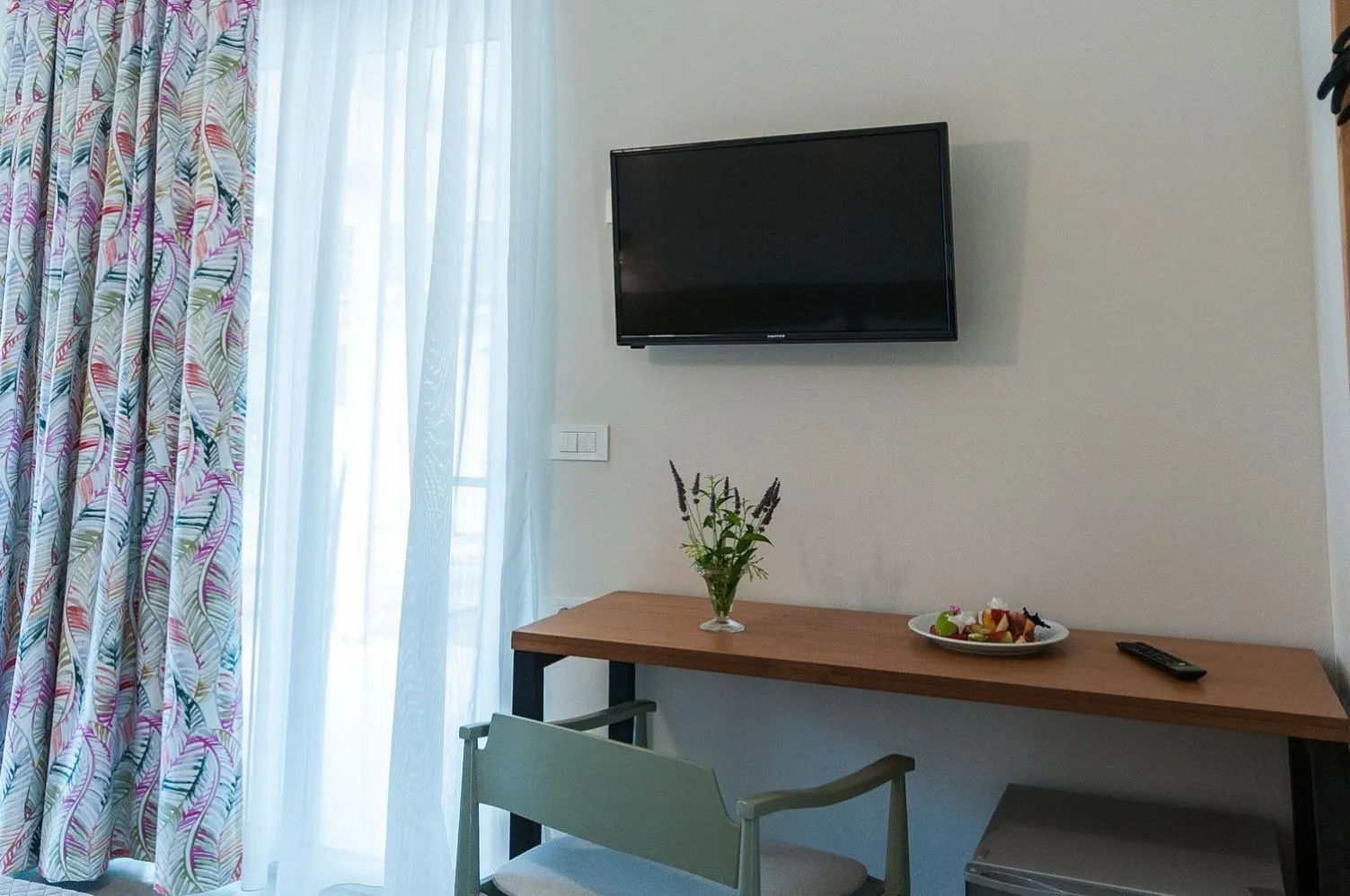 Decorative detail in Mimoza Beach