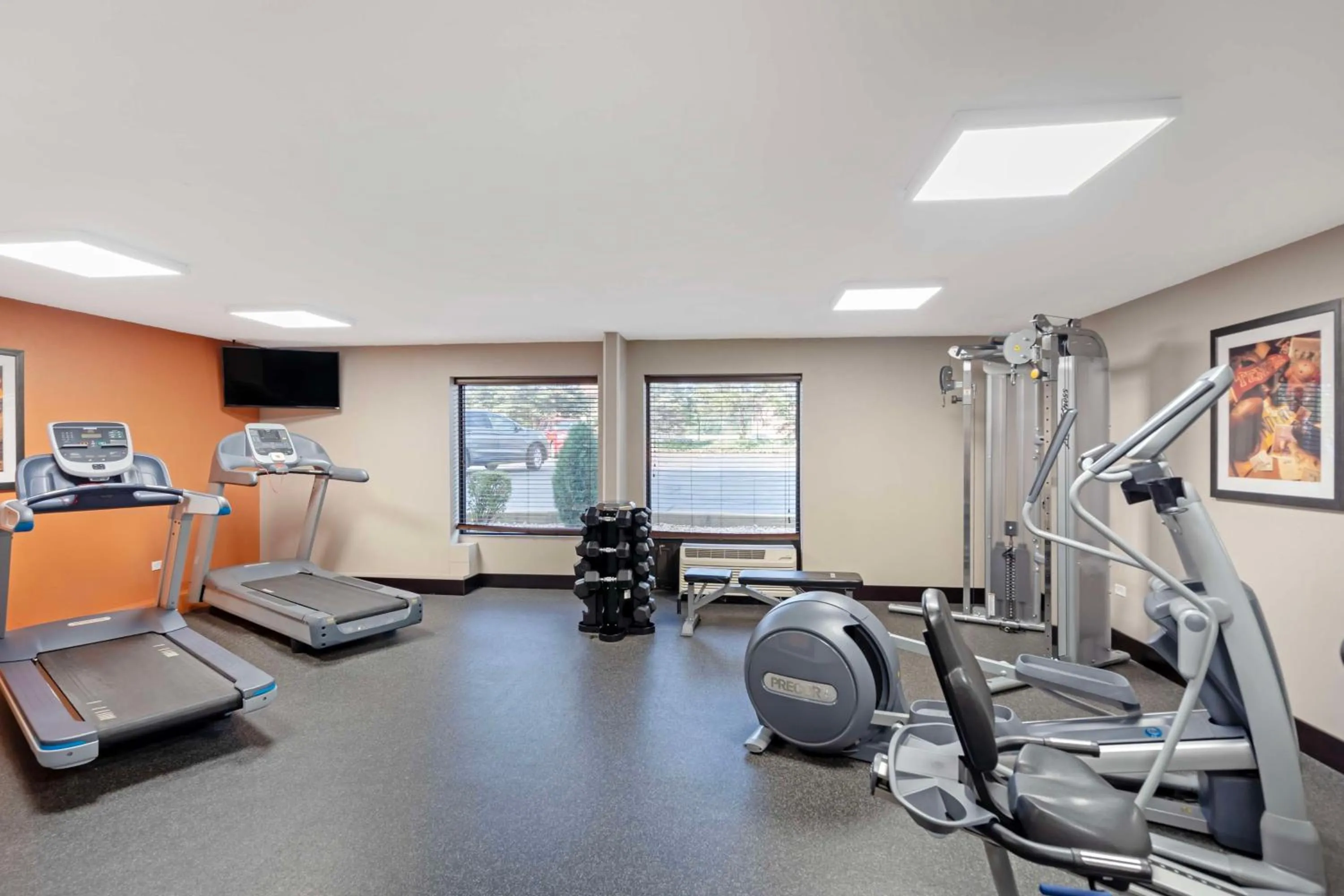 Fitness centre/facilities in Best Western Plus Chicagoland - Countryside