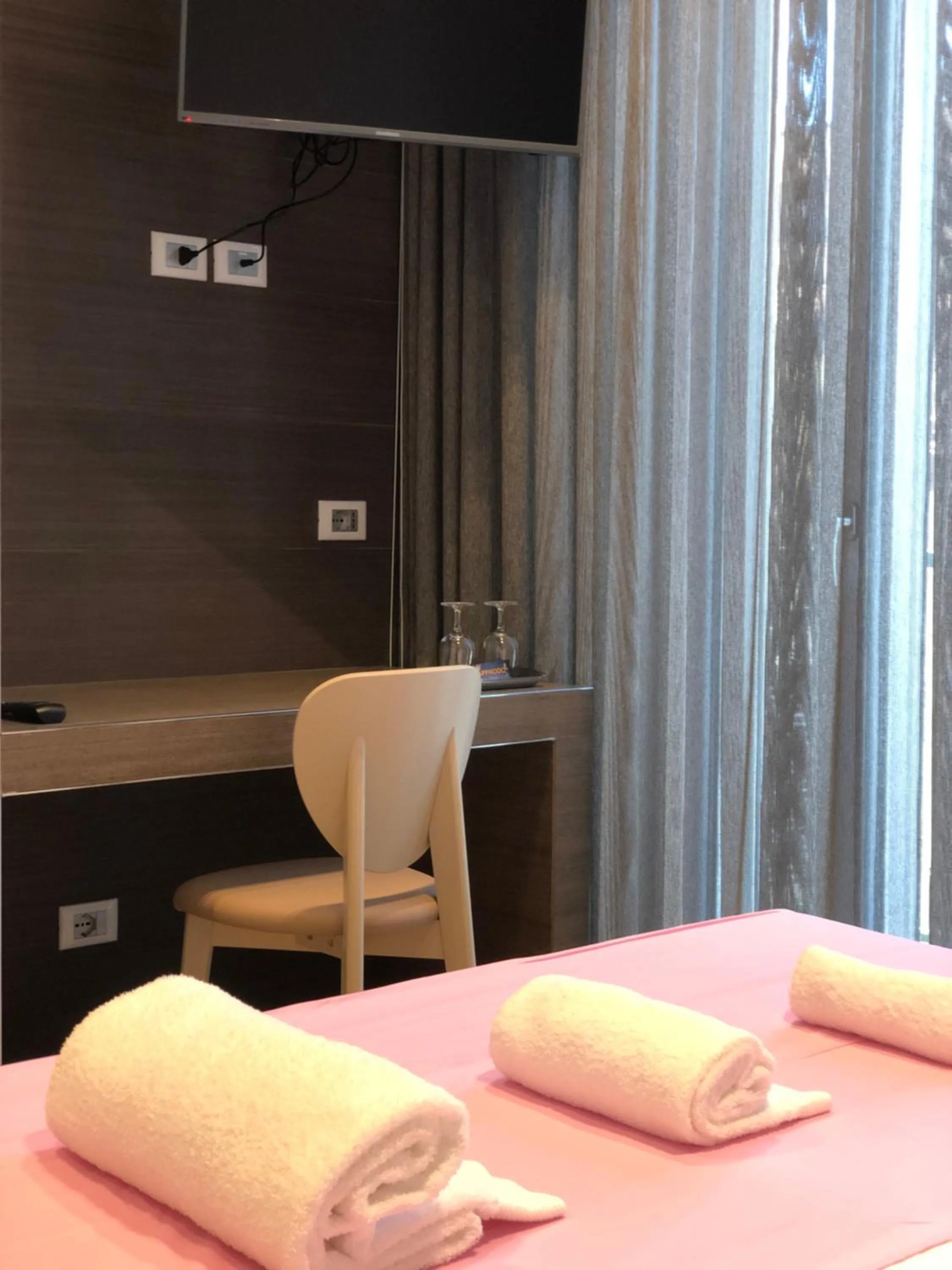 Bed in APPRODO RESiDENCE