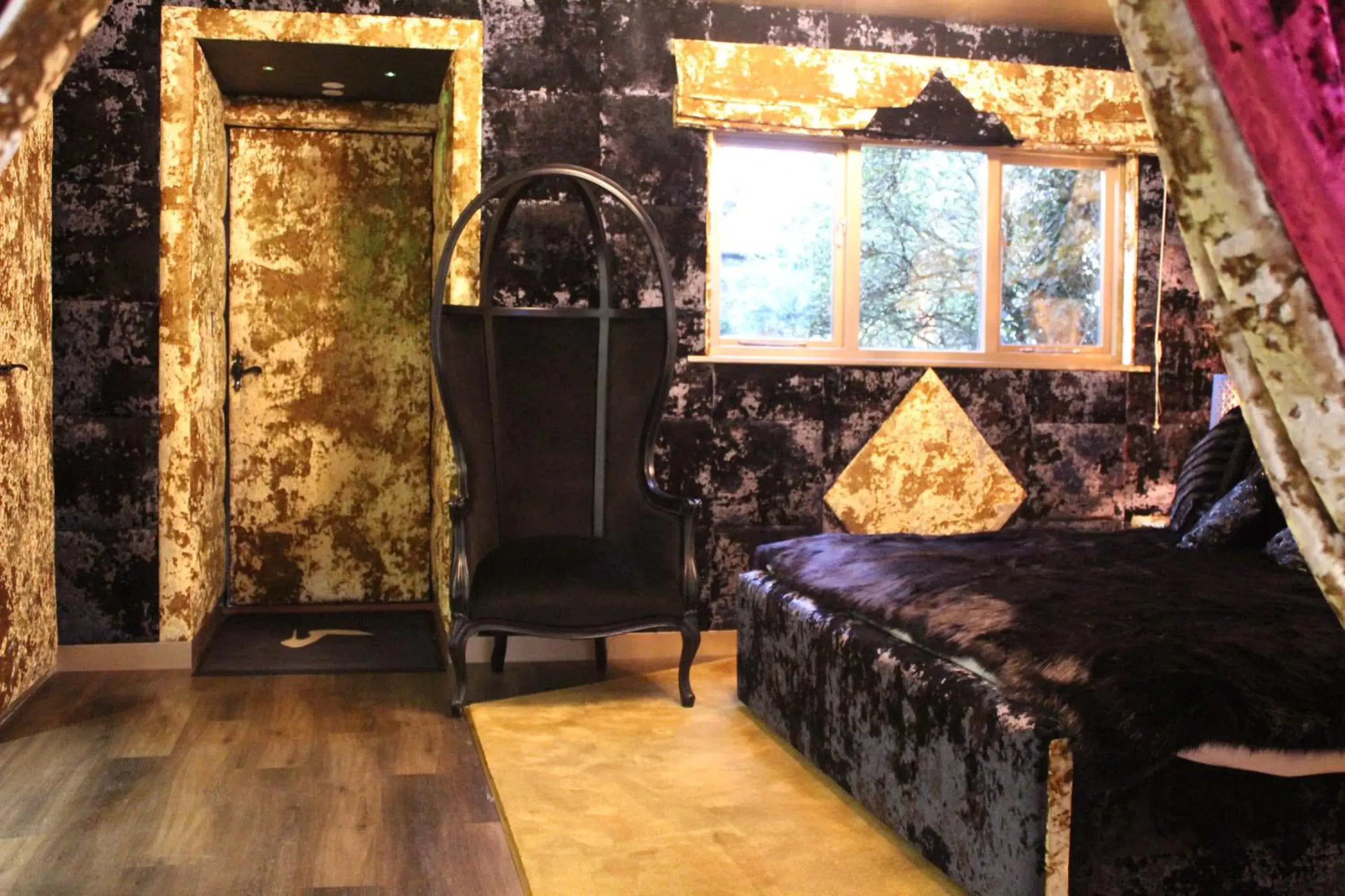 Suite with Hot Tub in Who'd A Thought It Suite with Hot Tub in Who'd A Thought It