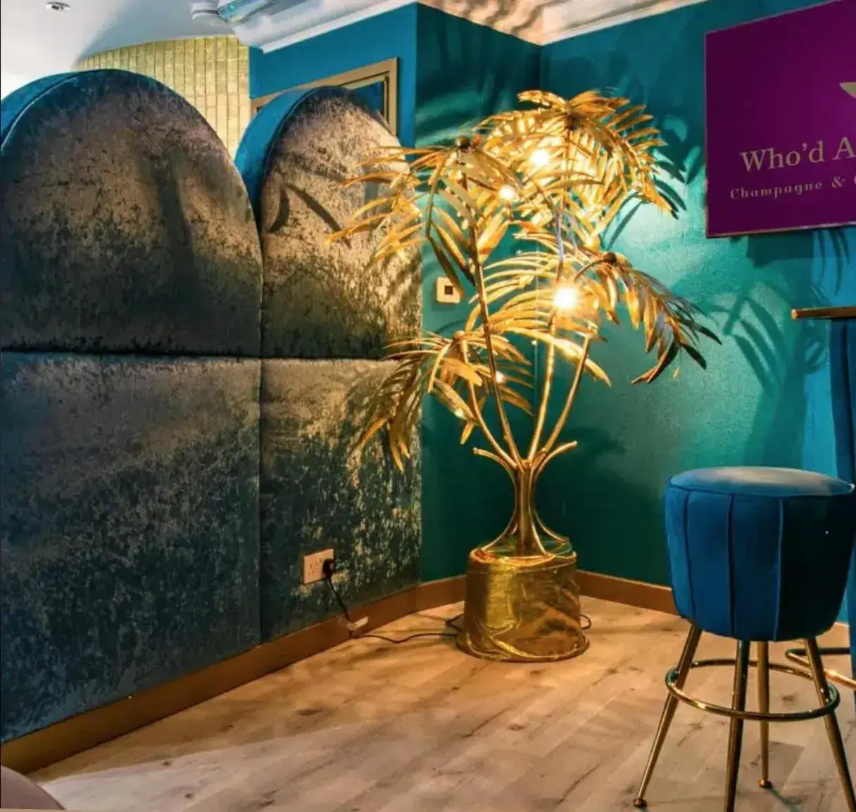 Superior Suite with Spa Bath in Who'd A Thought It Superior Suite with Spa Bath in Who'd A Thought It