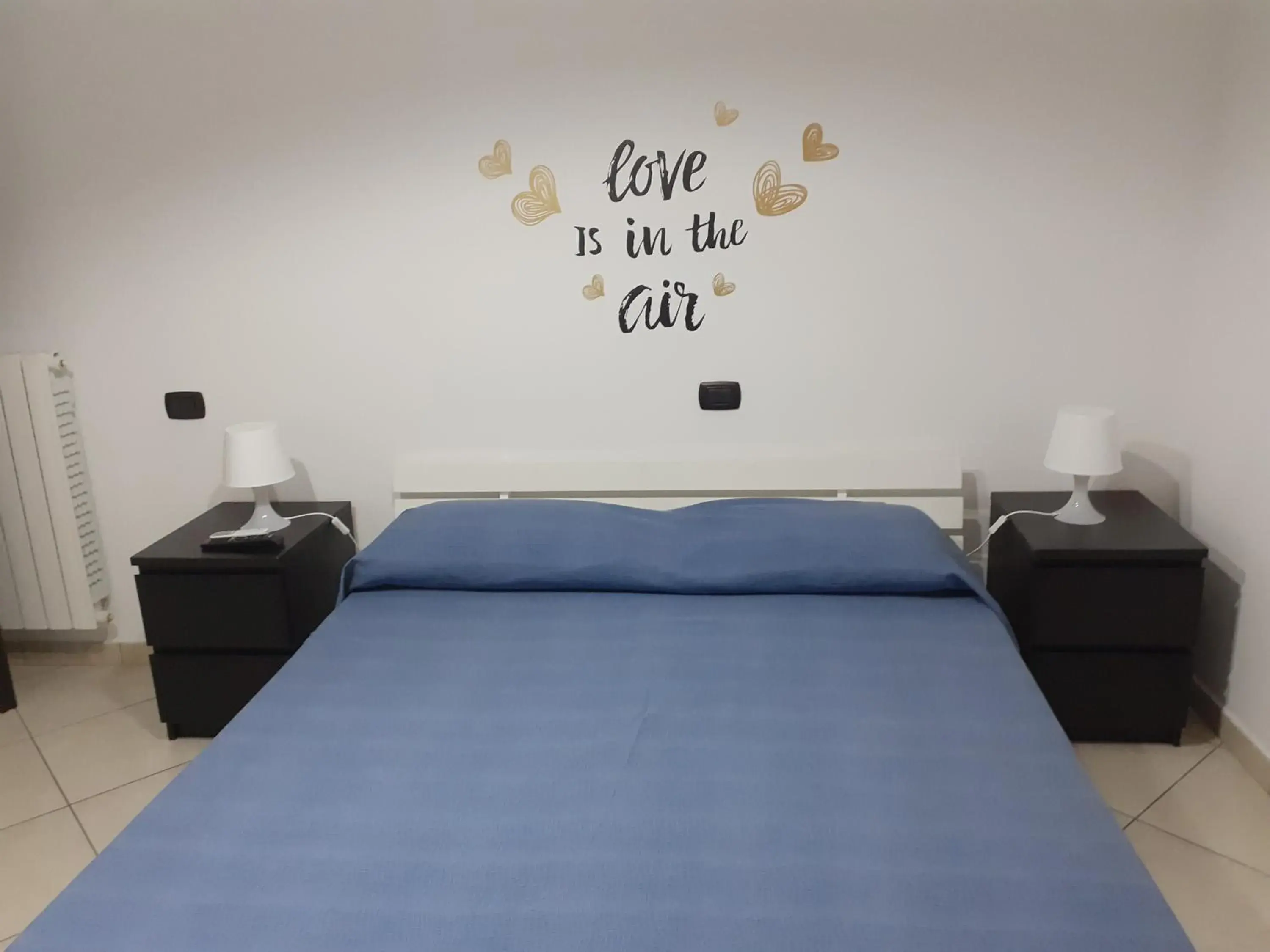 Triple Room in La Maison di Sara Triple Room in La Maison di Sara