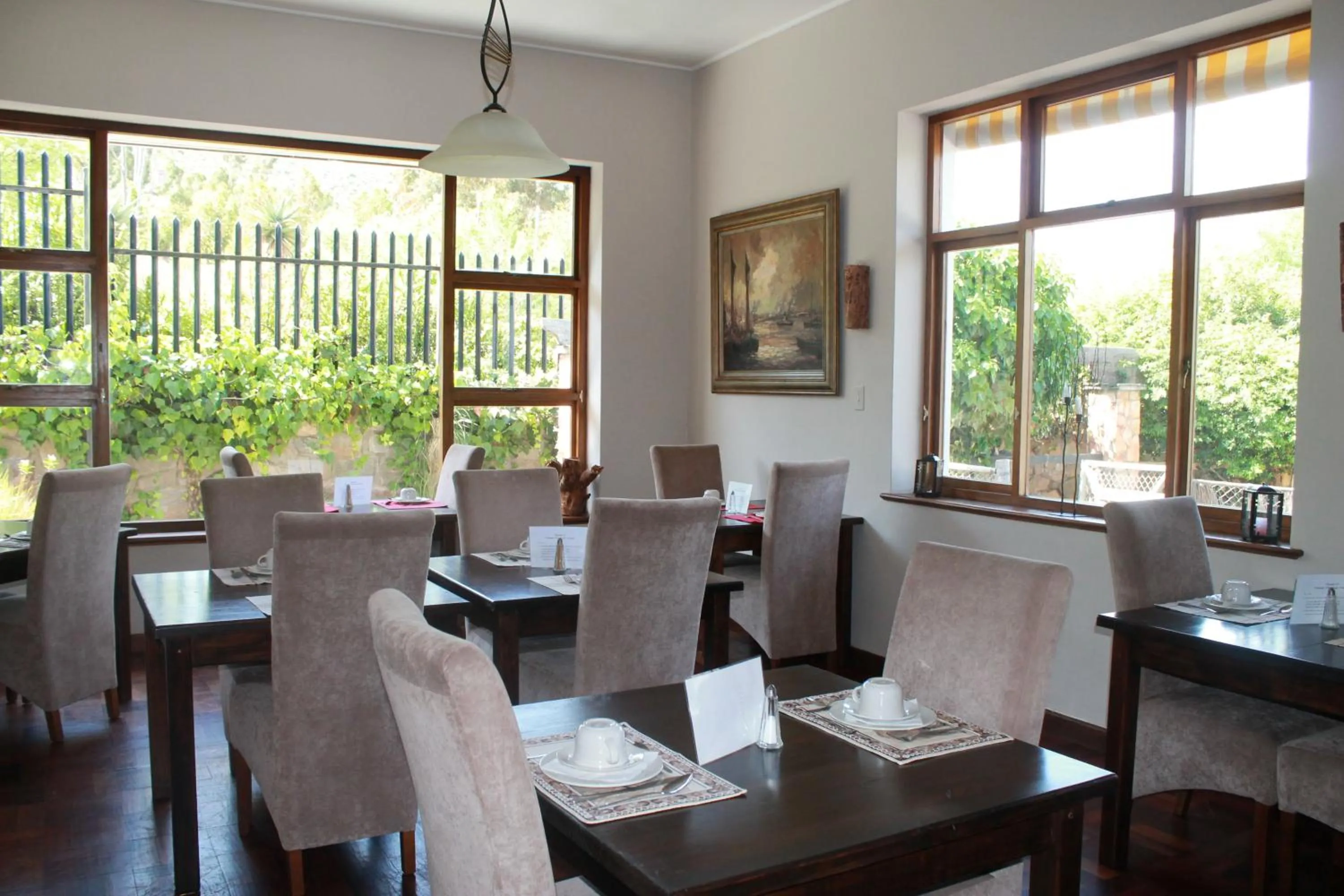 Restaurant/places to eat in Mountain View Eco Lodge Montagu