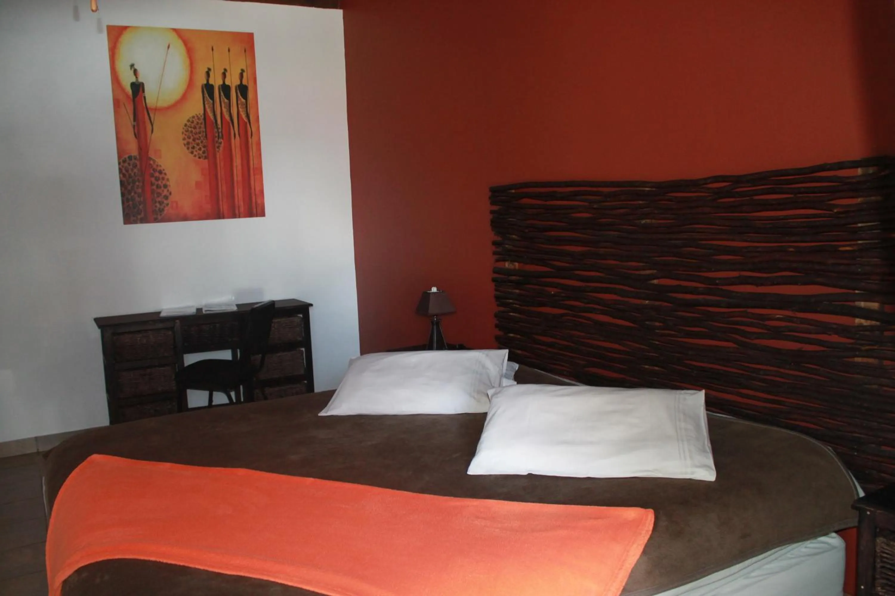 Bed in Mountain View Eco Lodge Montagu