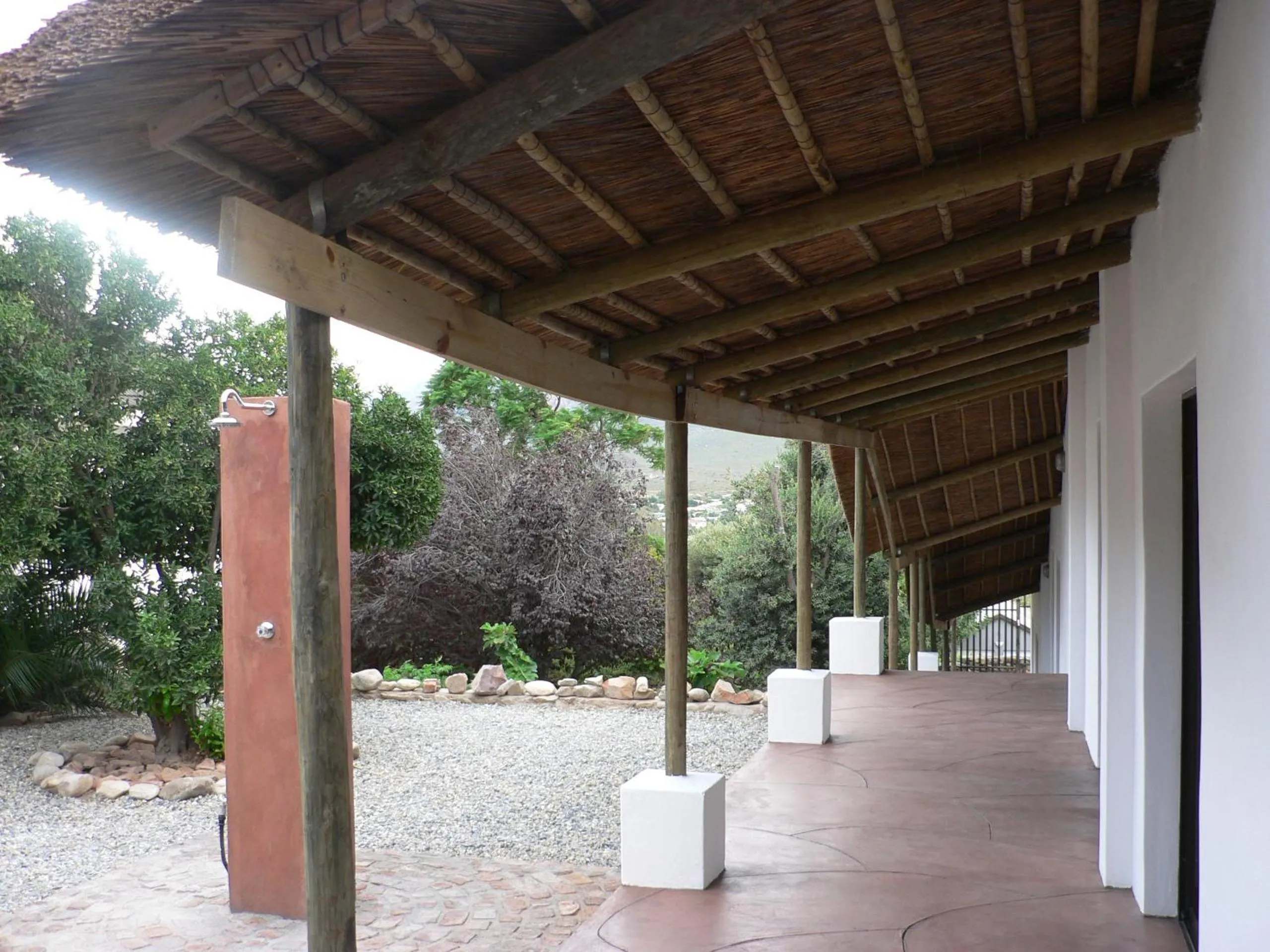 Facade/entrance in Mountain View Eco Lodge Montagu