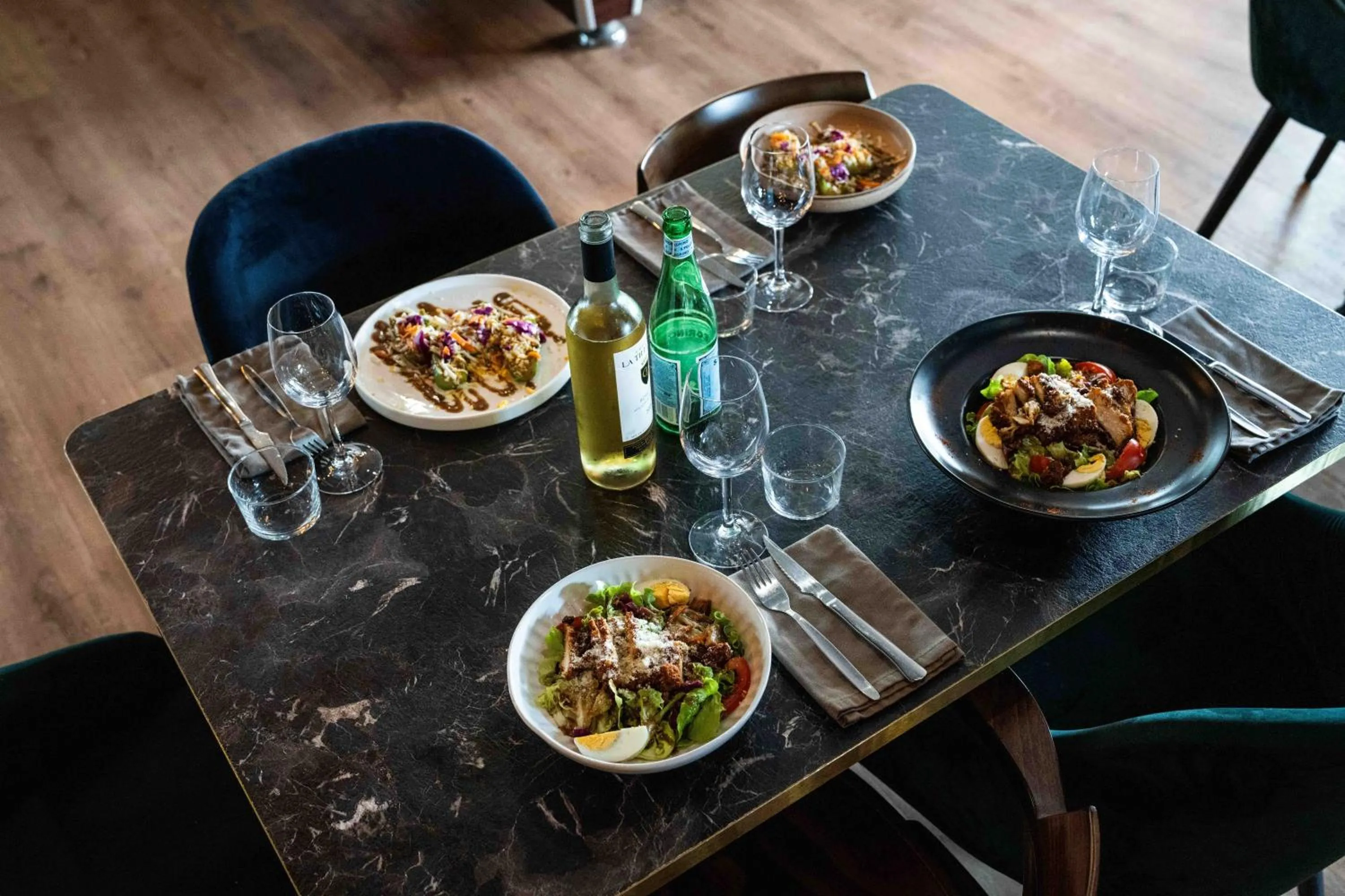 Food and drinks in Logis Hôtel & Restaurant Ludik