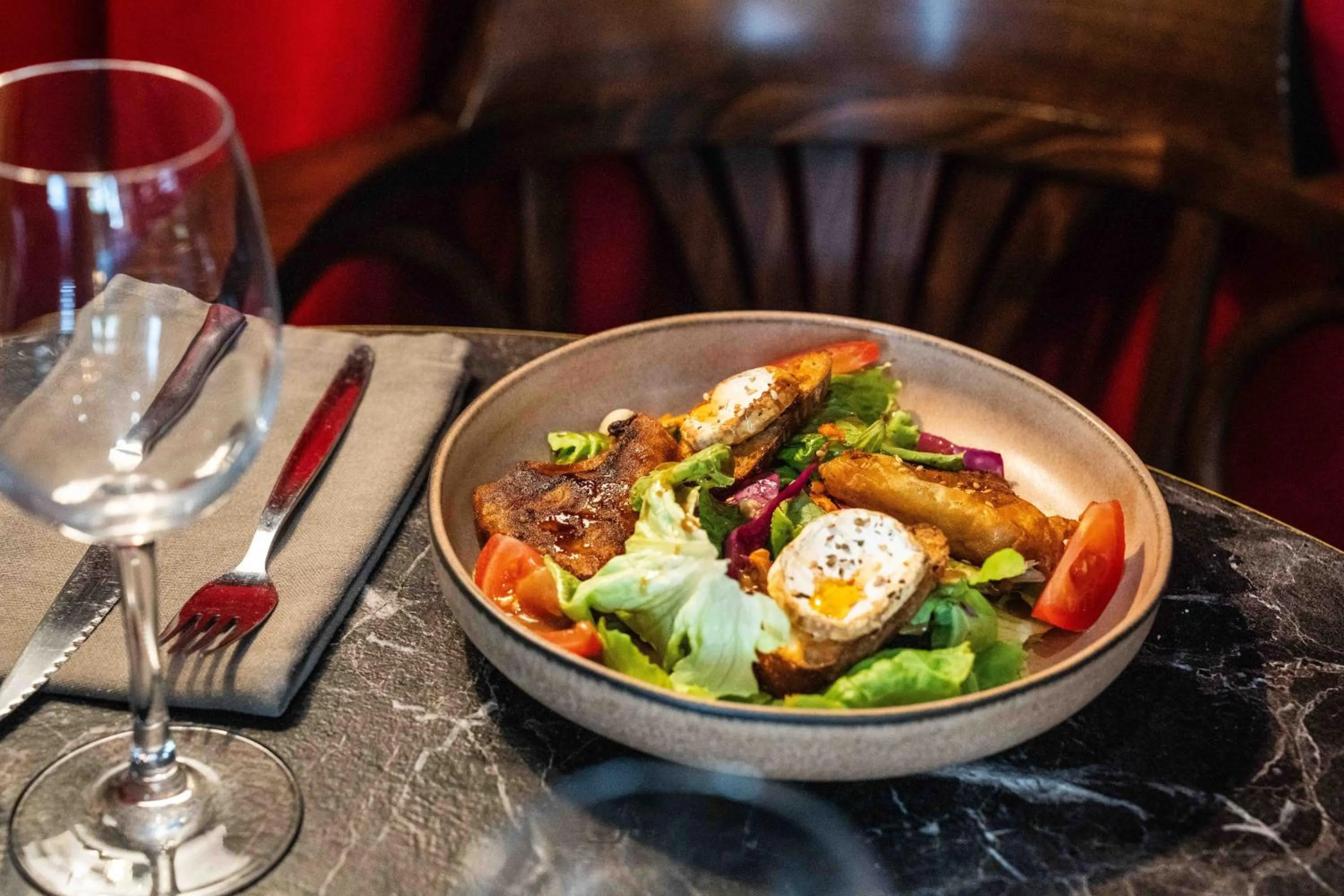 Food and drinks in Logis Hôtel & Restaurant Ludik