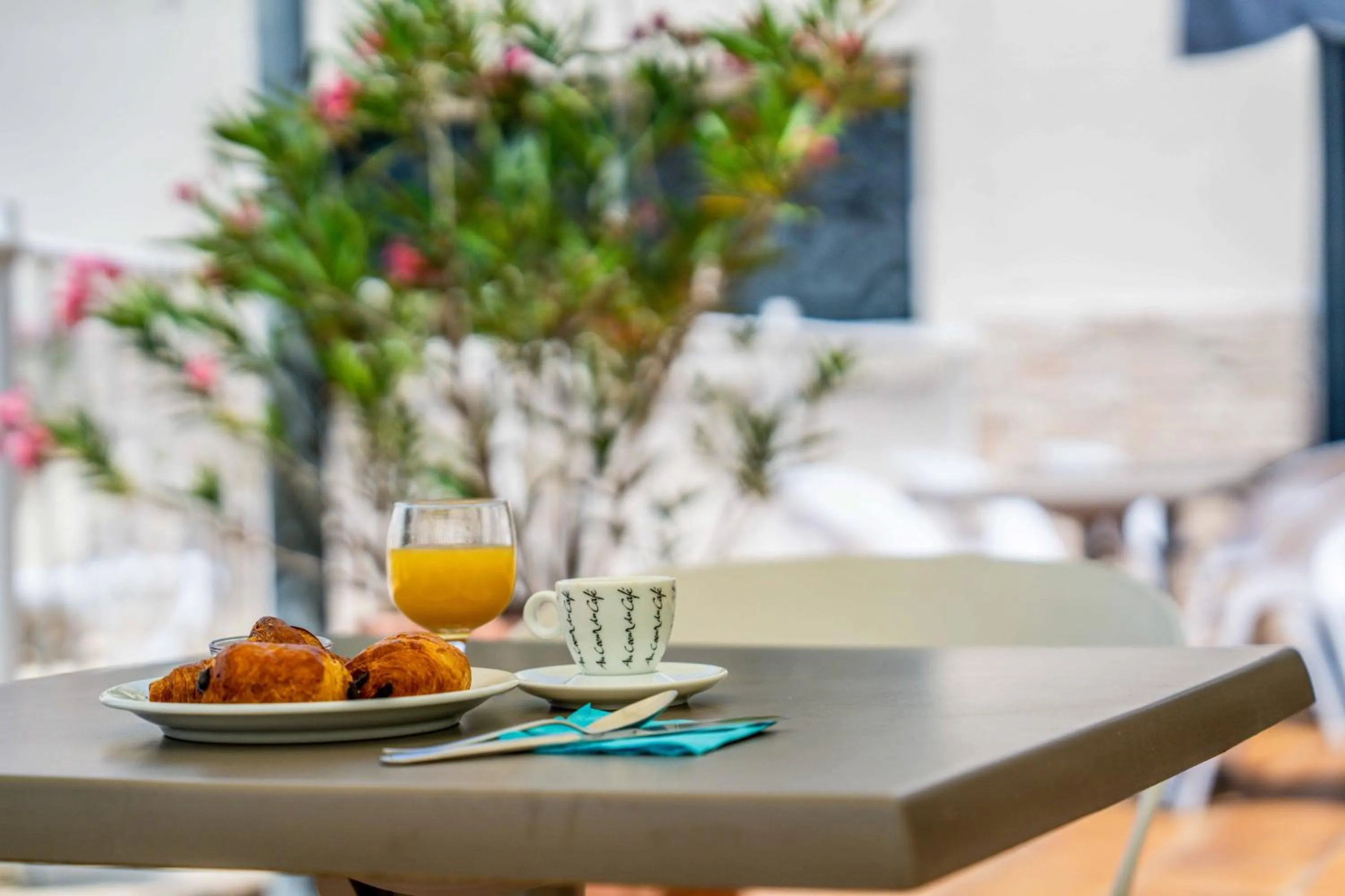 Food in Logis Hôtel & Restaurant Ludik