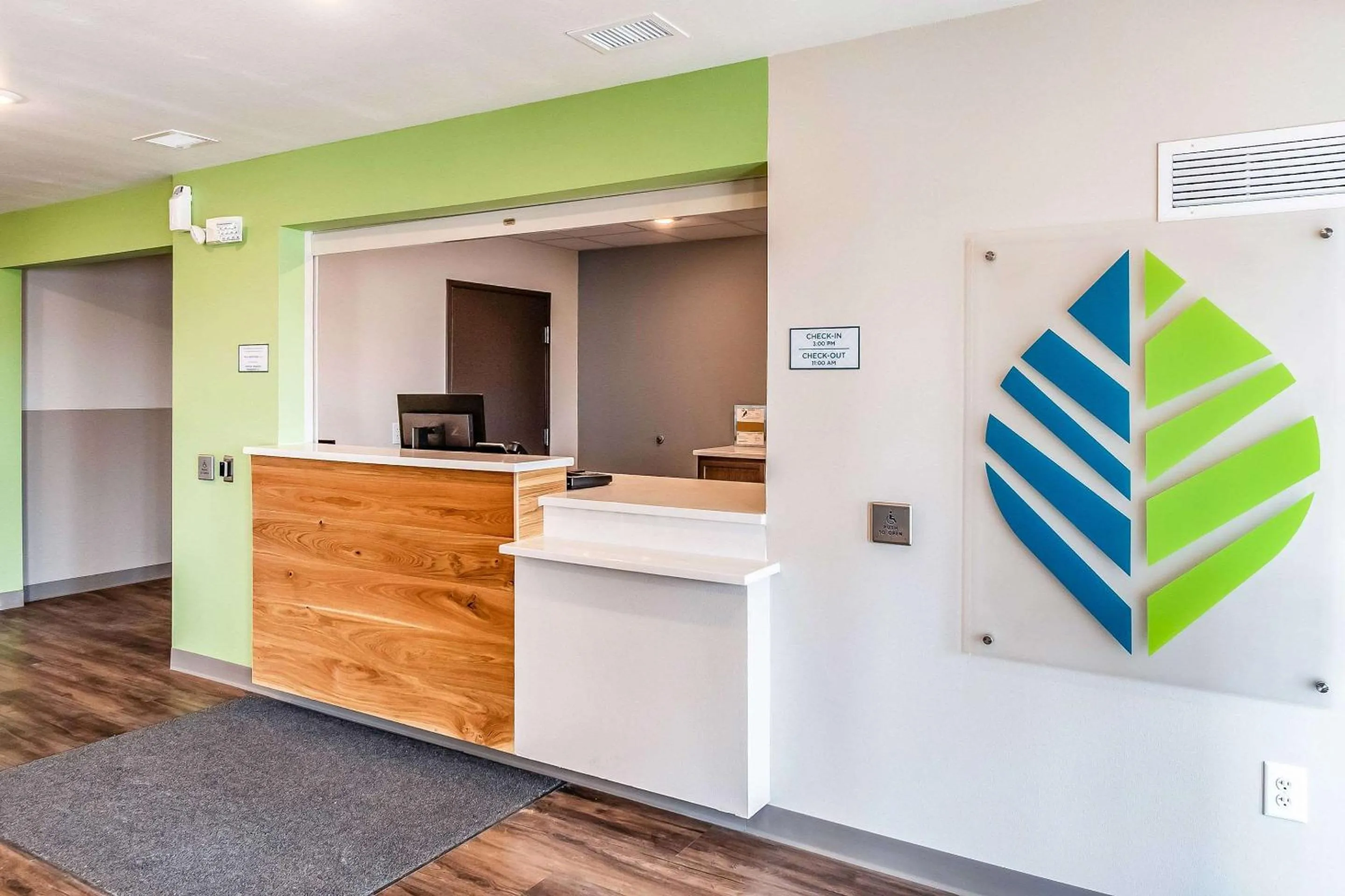 Lobby or reception in WoodSpring Suites Indianapolis Zionsville