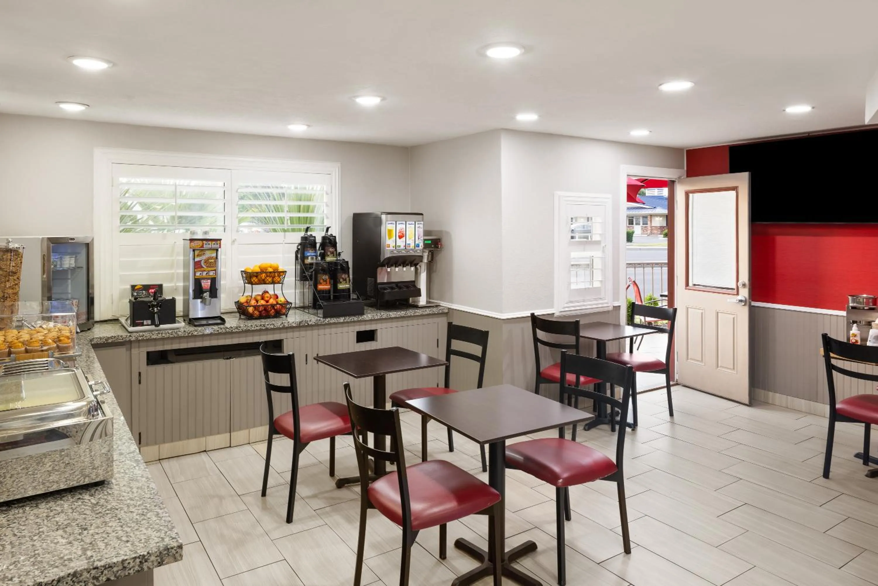 Breakfast in Ramada by Wyndham Medford Airport North