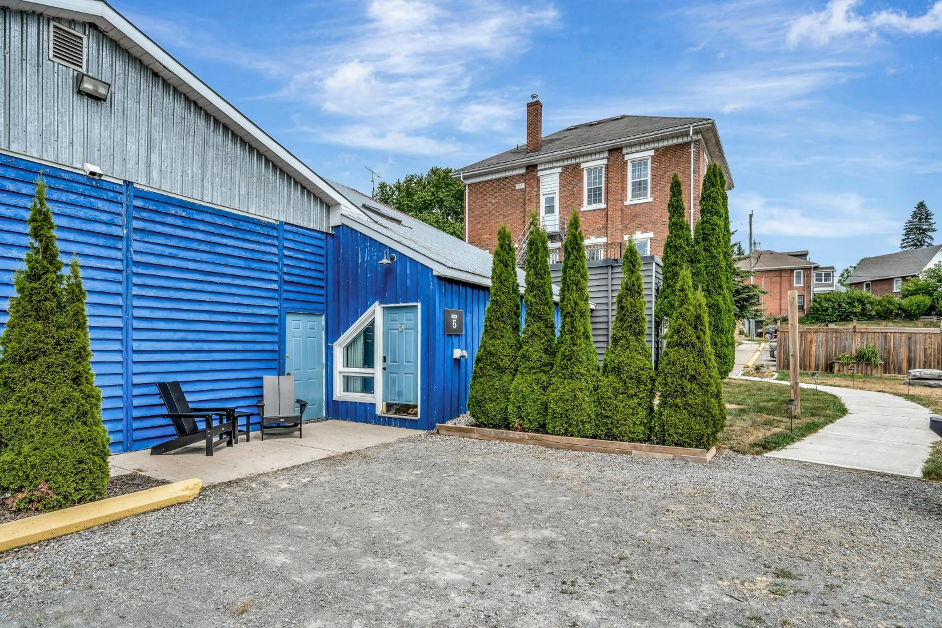 Property building in The Bloomfield Inn