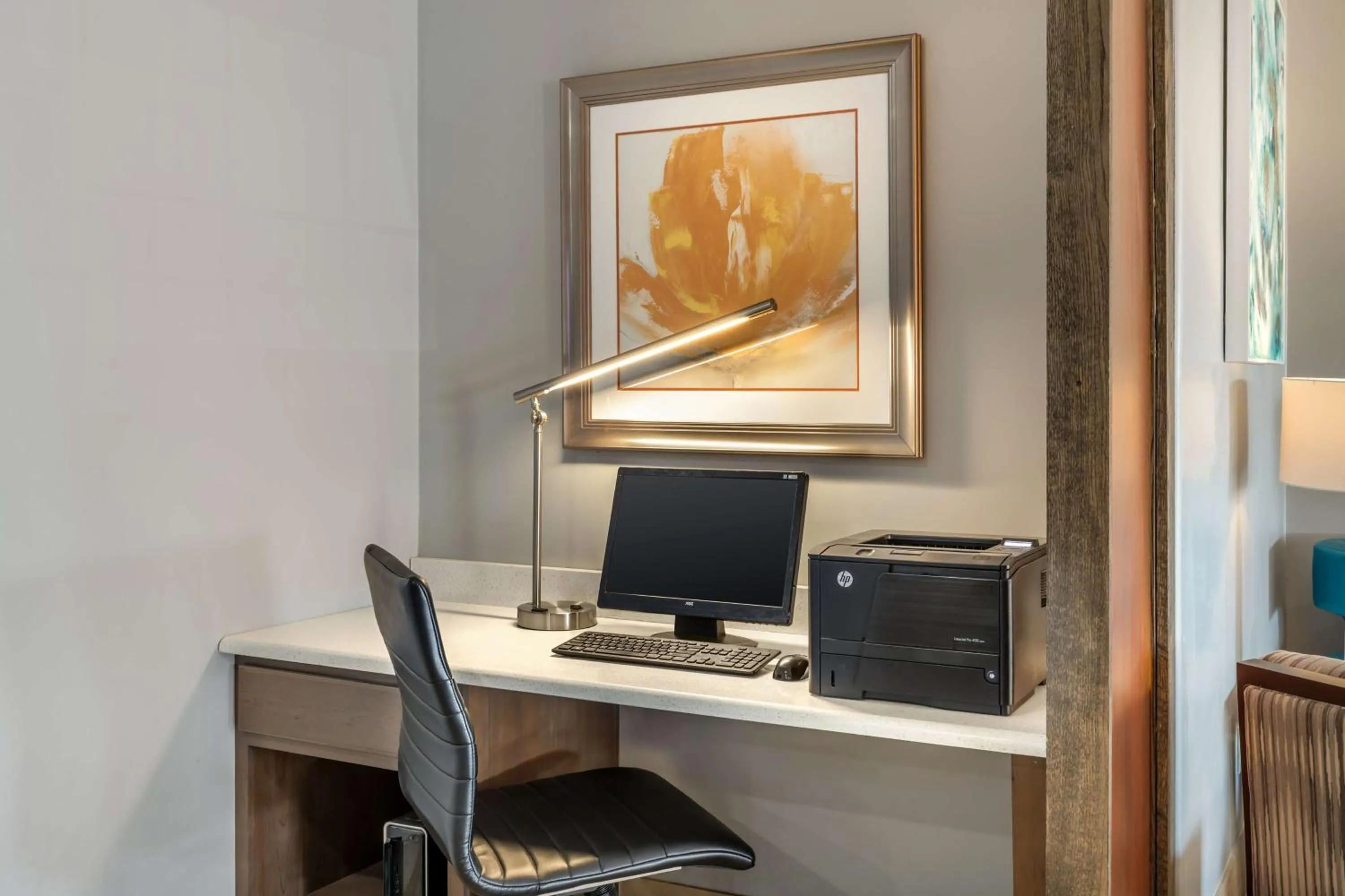 Business facilities in Best Western Club House Inn & Suites