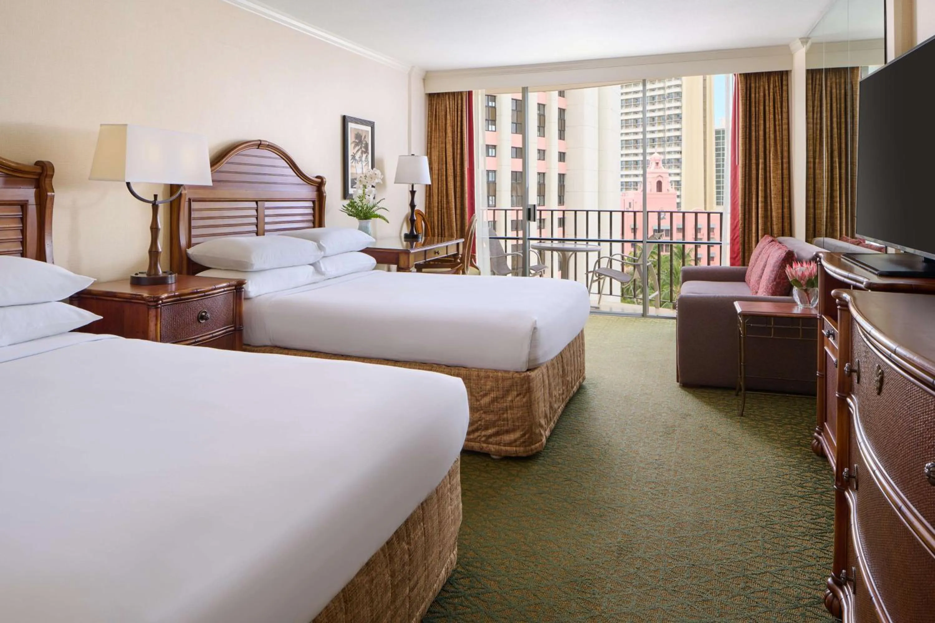 Bedroom, Bed in OUTRIGGER Waikiki Beach Resort