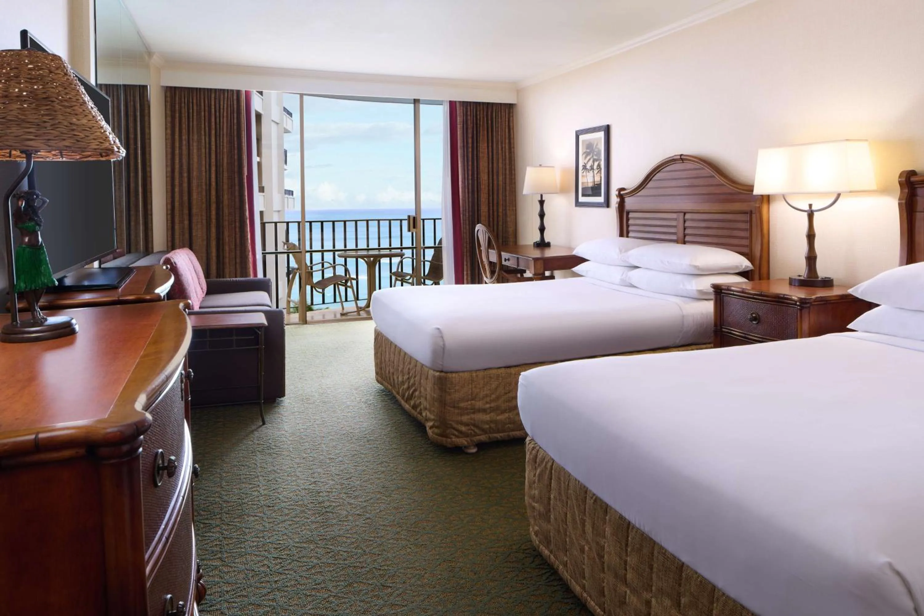 Bedroom, Bed in OUTRIGGER Waikiki Beach Resort