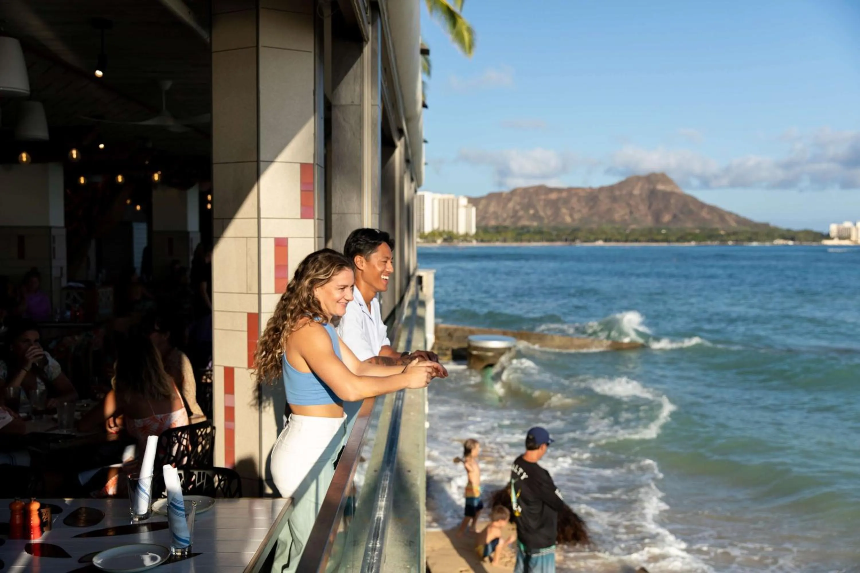 Restaurant/places to eat in OUTRIGGER Reef Waikiki Beach Resort