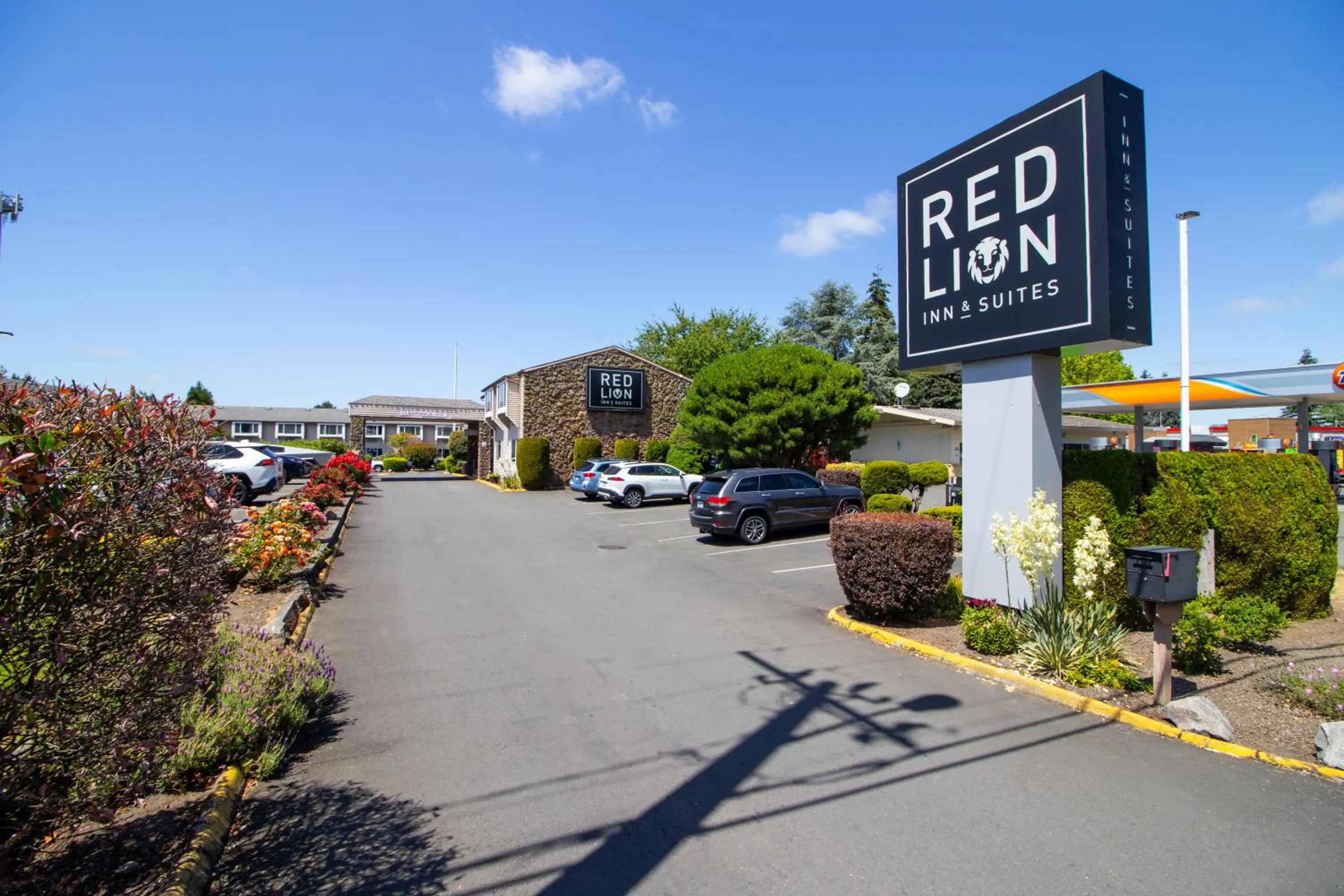 Day in Red Lion Inn & Suites Vancouver