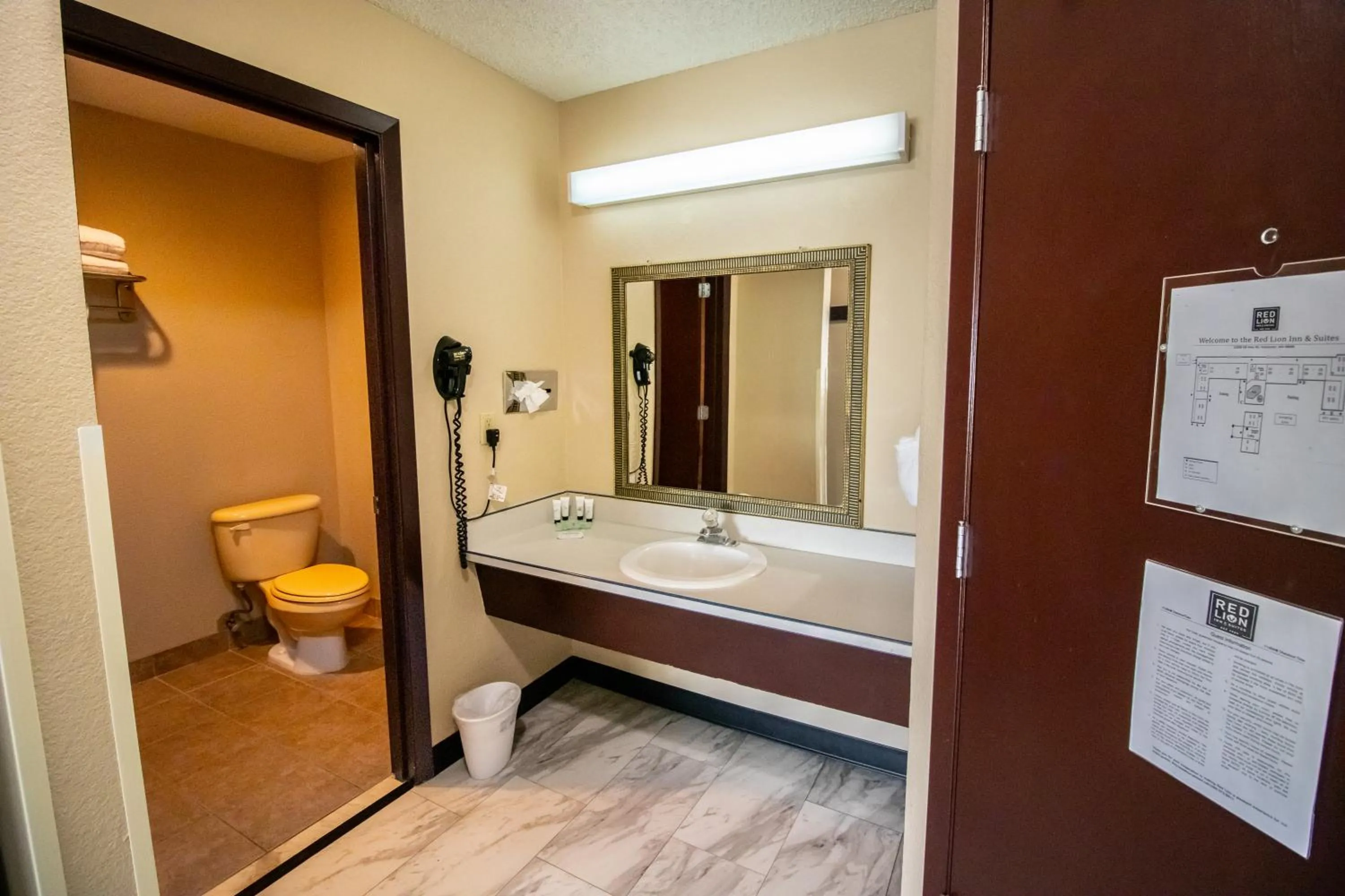 Bathroom in Red Lion Inn & Suites Vancouver