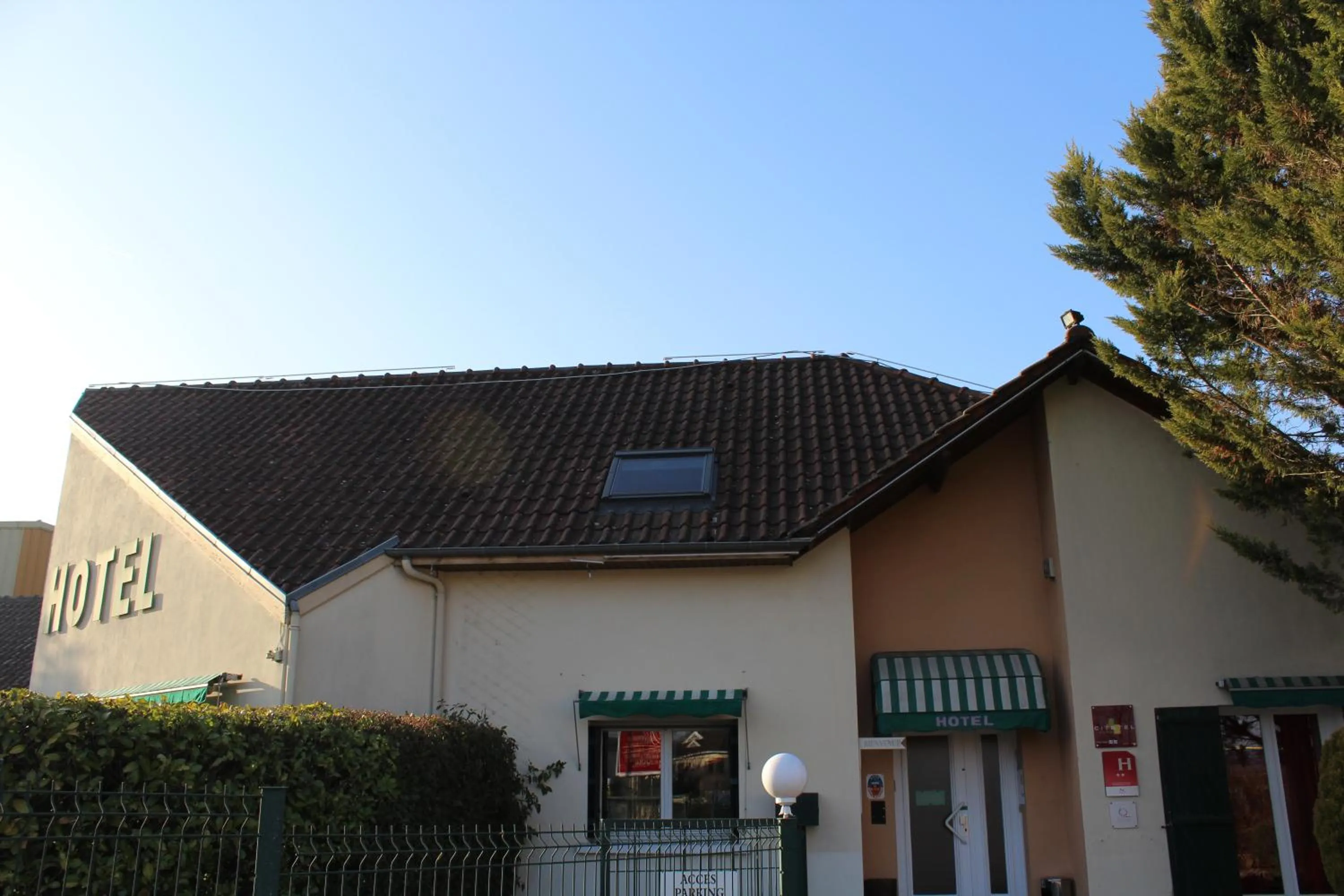 Property building in Villa Hotel