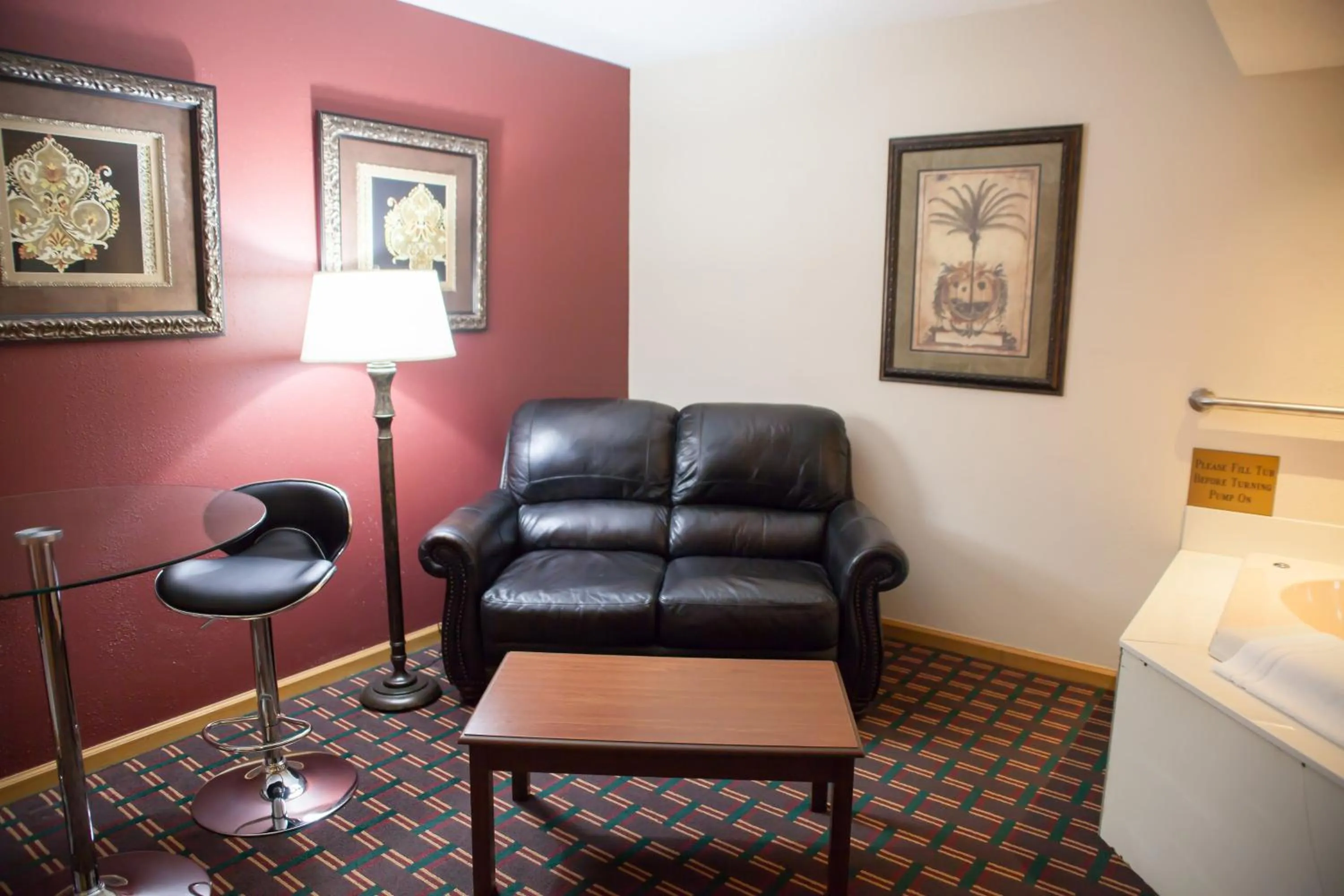 Living room in Harrington Inn