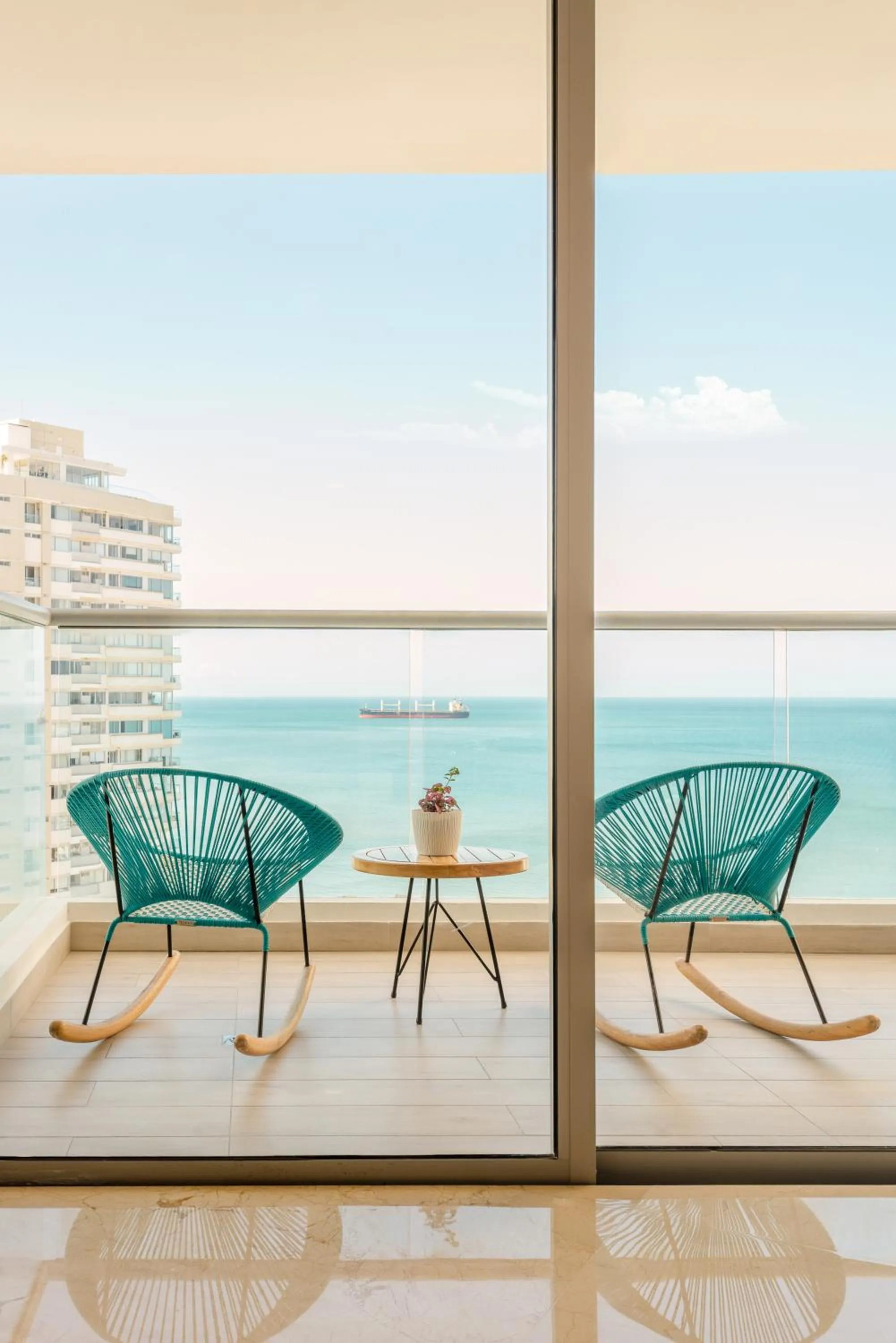 Day in Grand Marina Suites Santa Marta