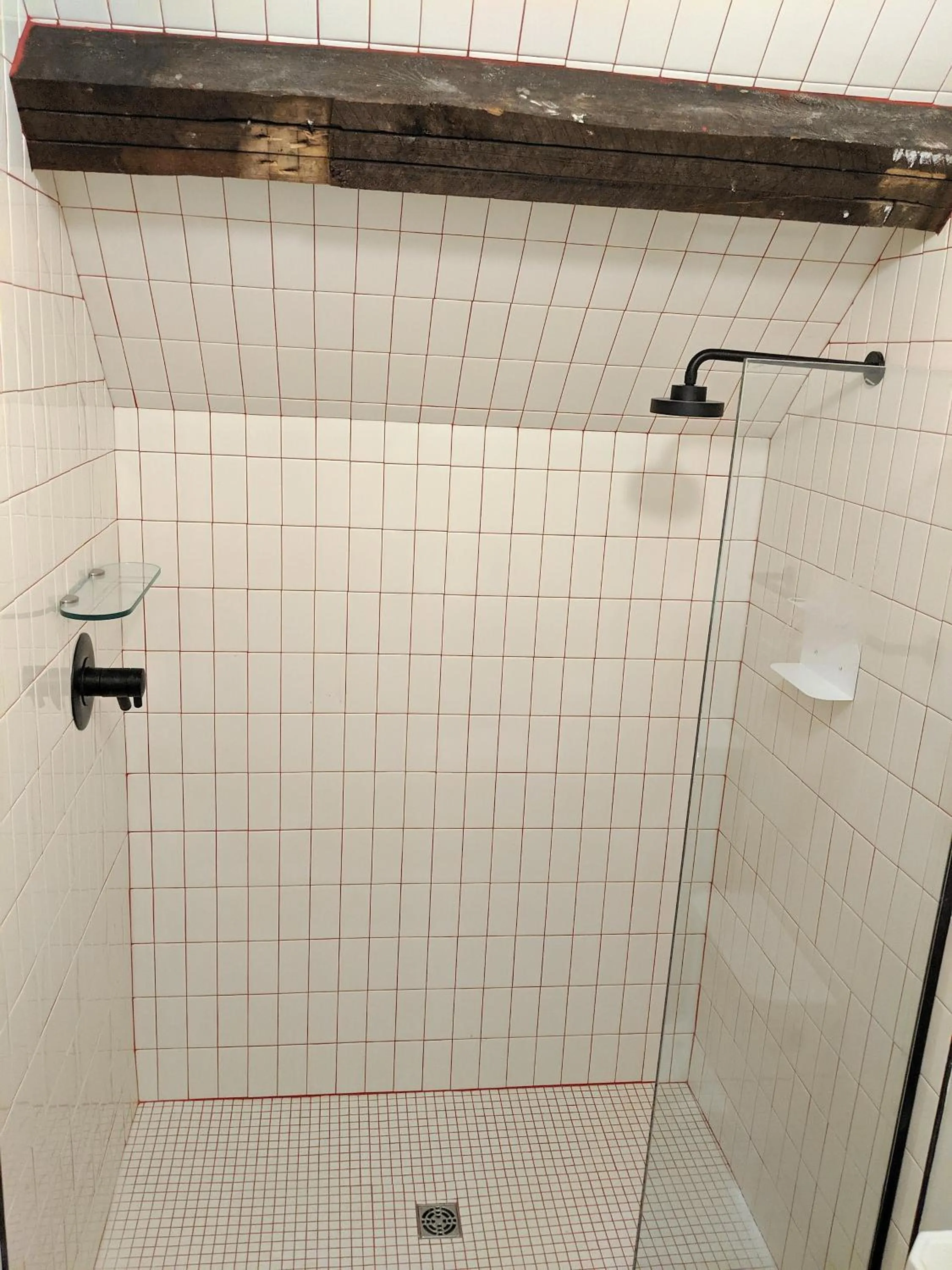 Shower in The Russell