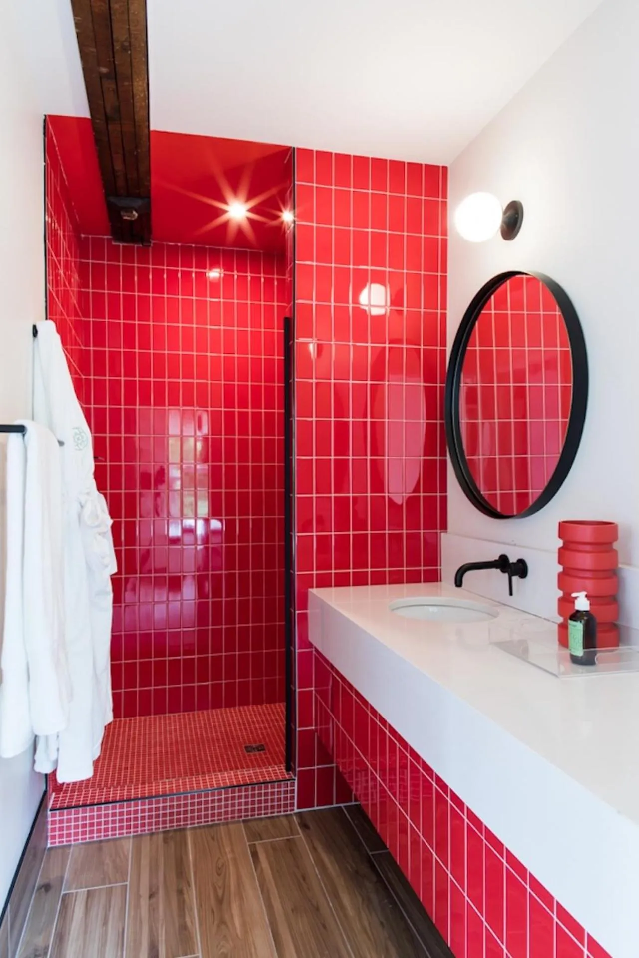 Shower in The Russell