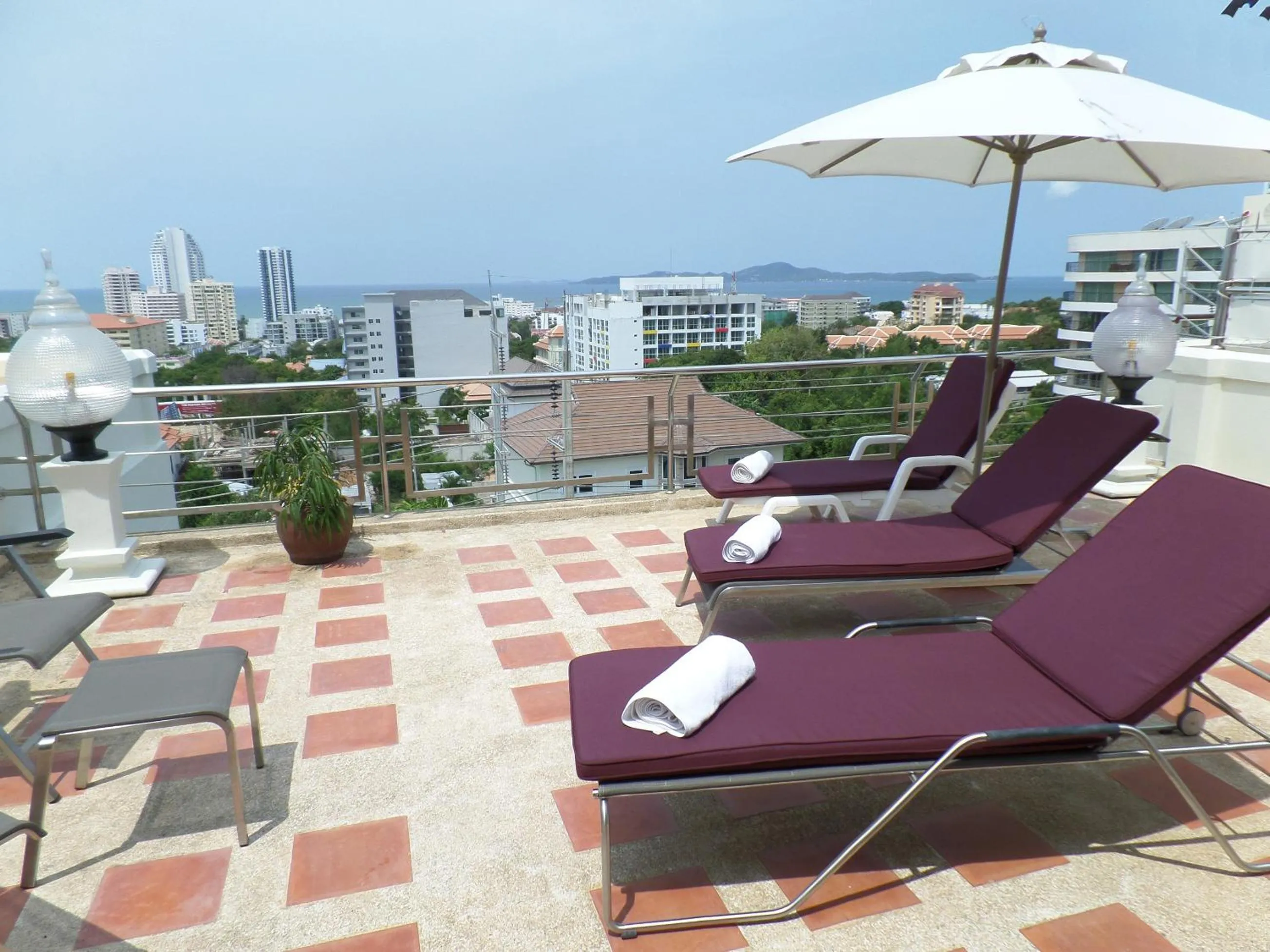 Balcony/Terrace in Westbury Residence