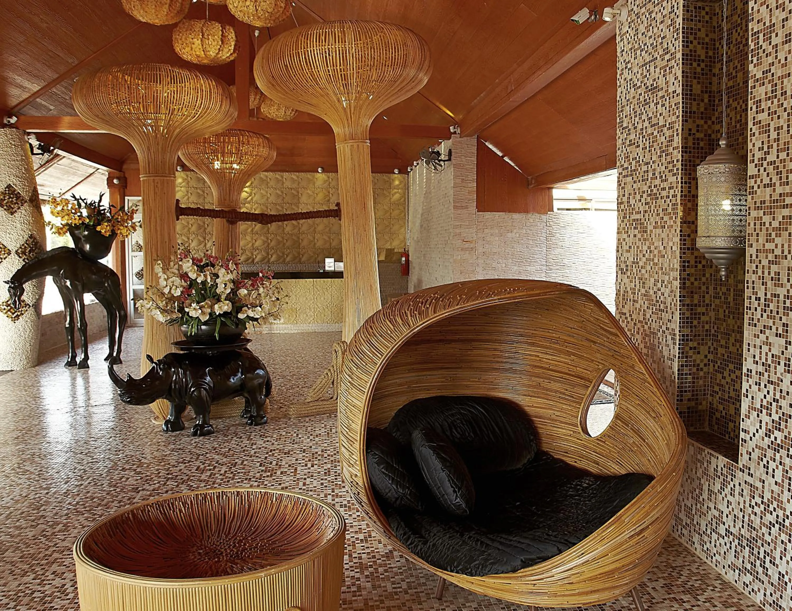 Lobby or reception in Dhevan Dara Beach Villa Kuiburi