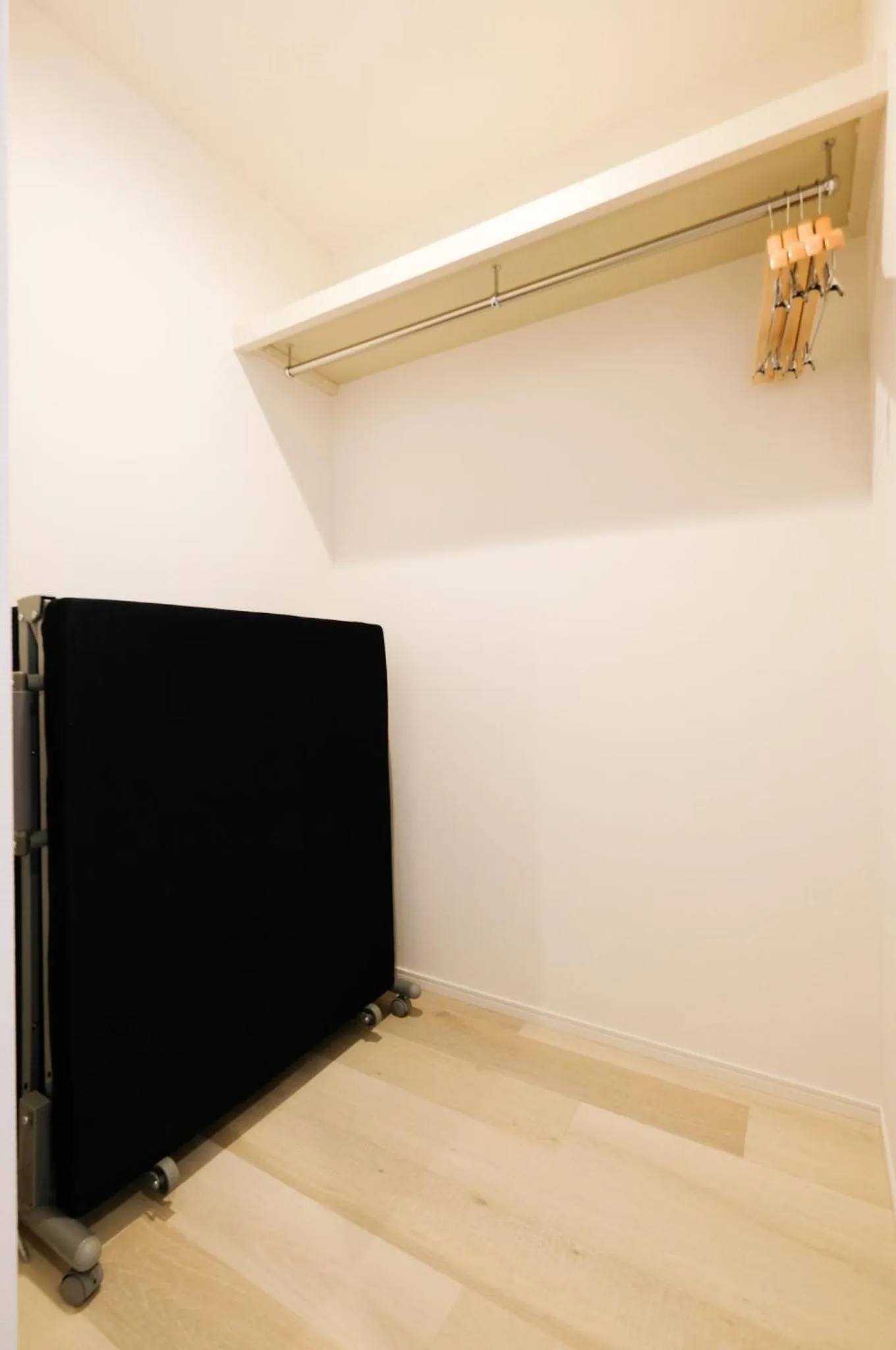 Photo of the whole room in Cozy Inn OTARU