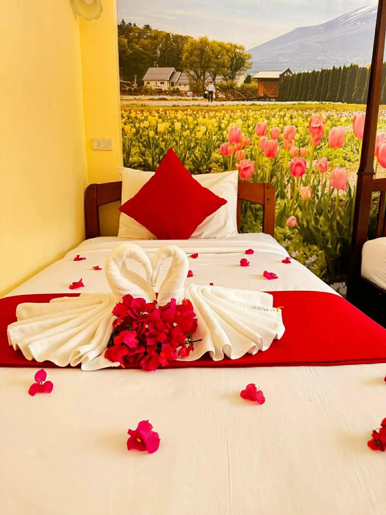 Bed in Phi Phi Maiyada Resort