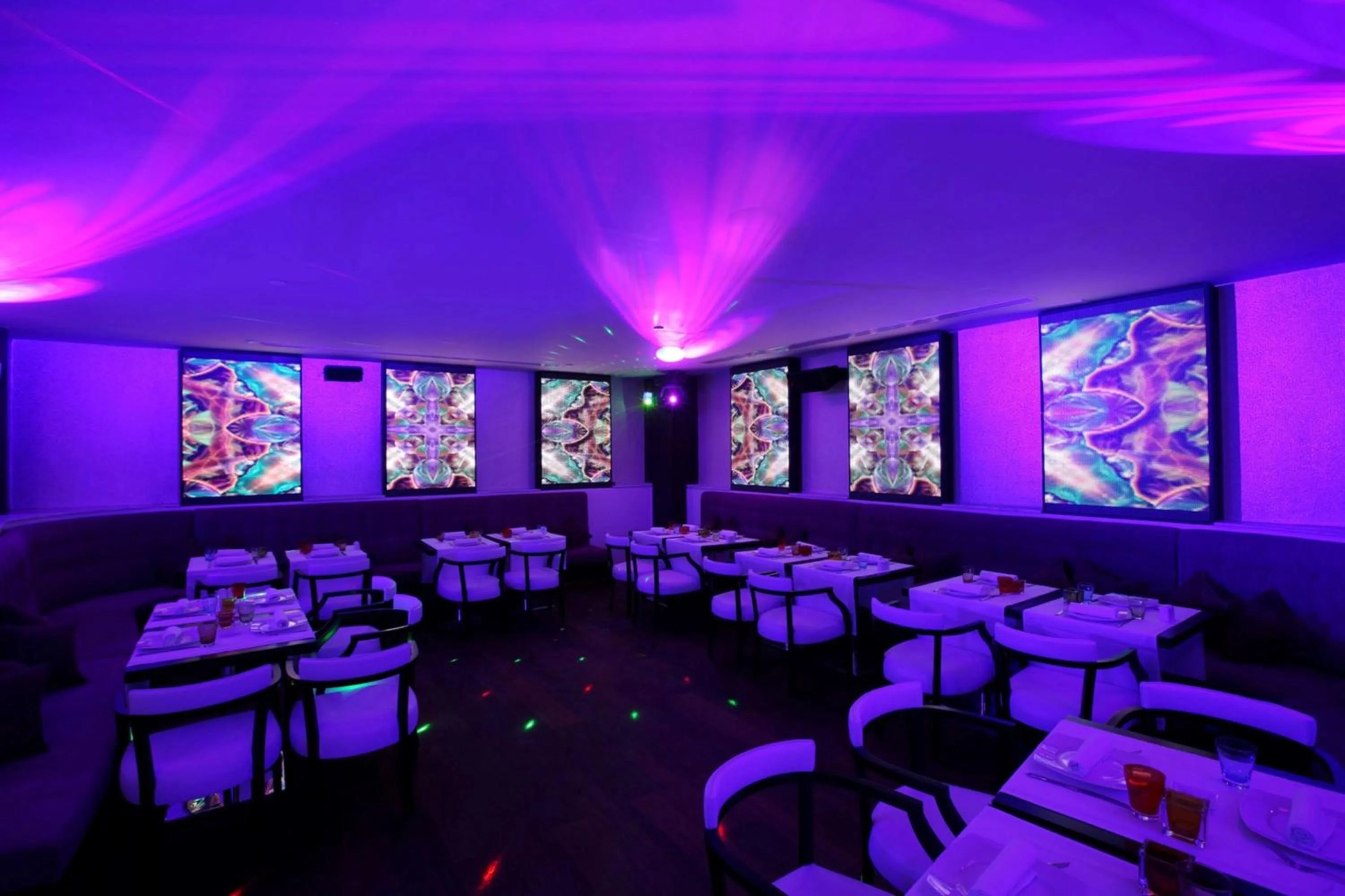 Lounge or bar in Hilton Alexandria Corniche Hotel