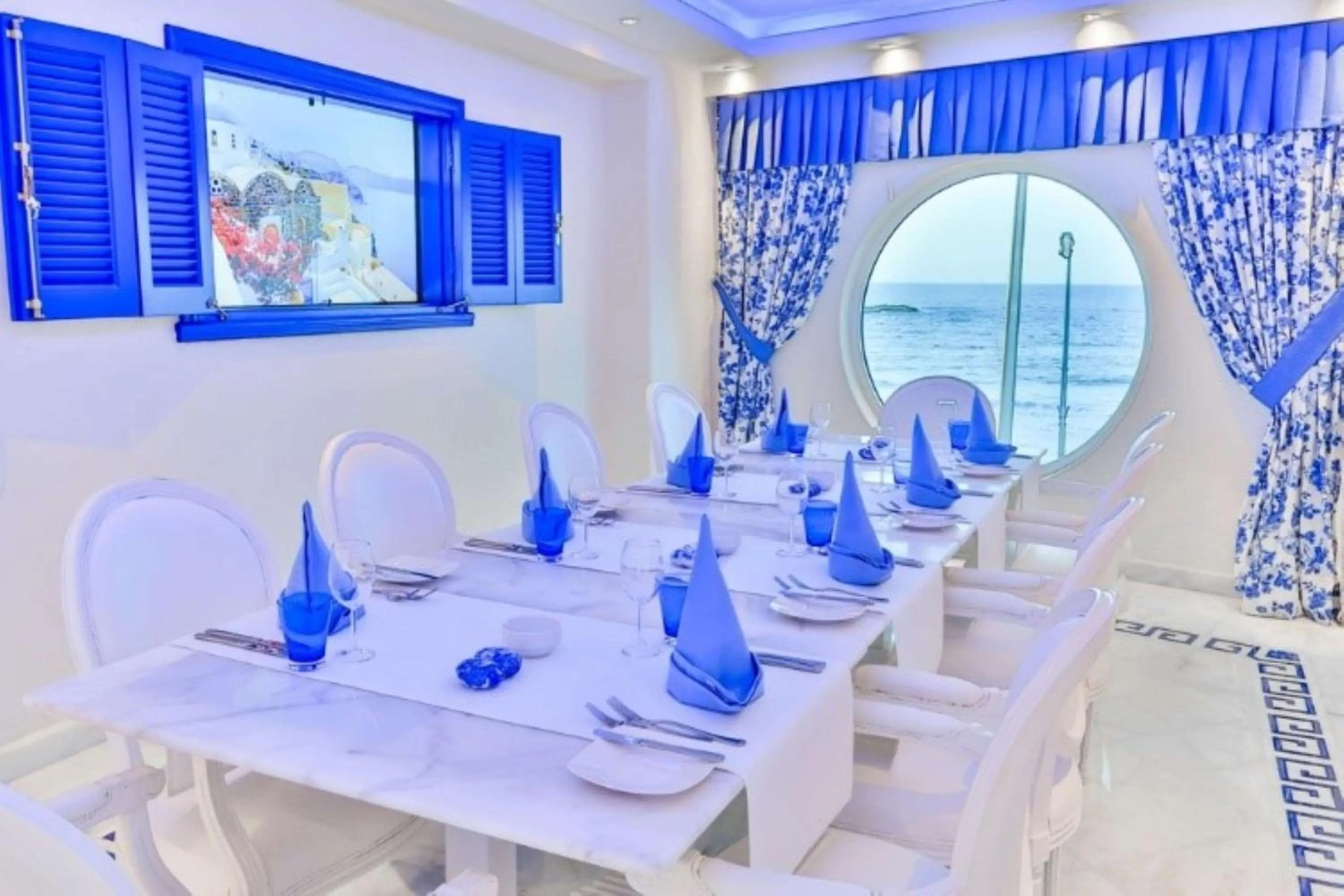 Restaurant/places to eat in Hilton Alexandria Corniche Hotel