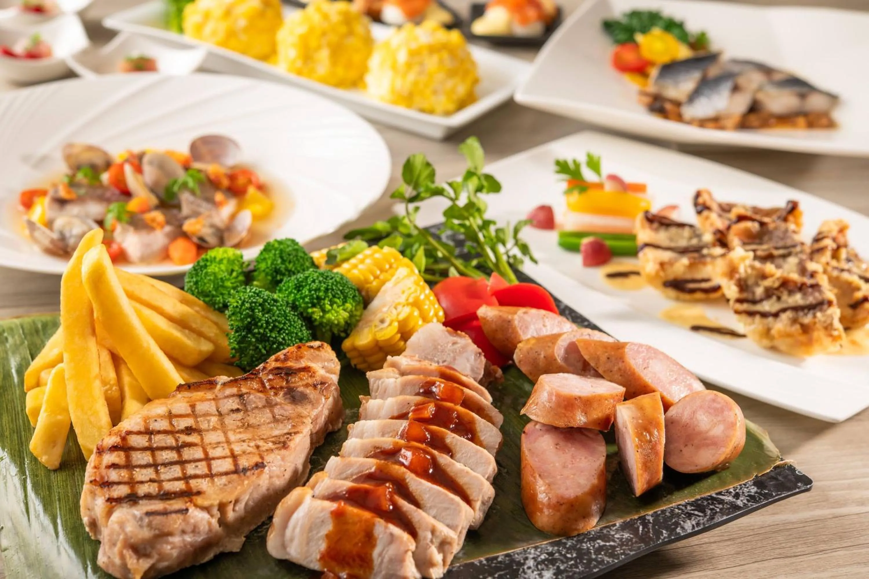 Dinner in Spa Resort Hawaiians VIR Port