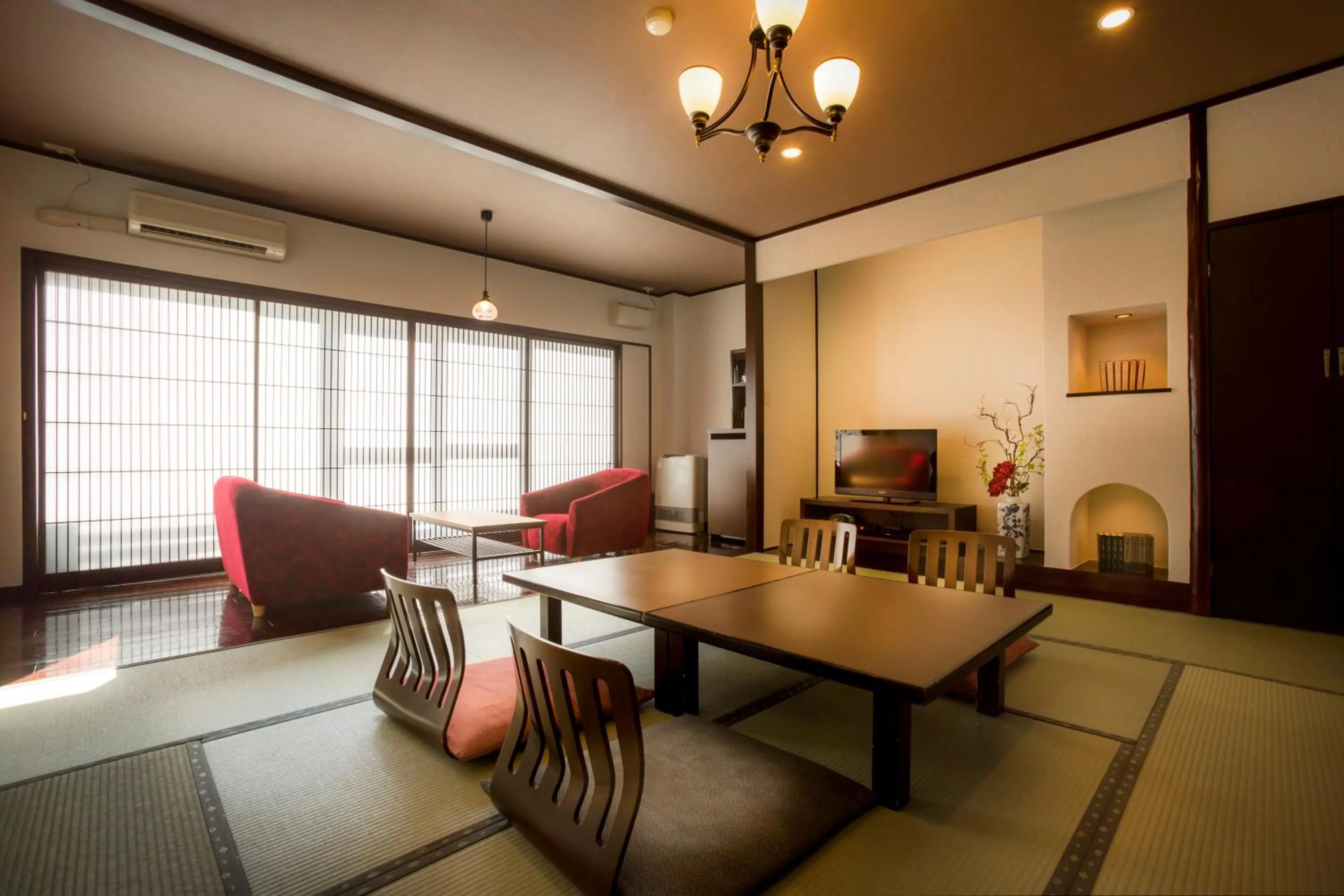 Photo of the whole room in Tateshina Shinyu Onsen