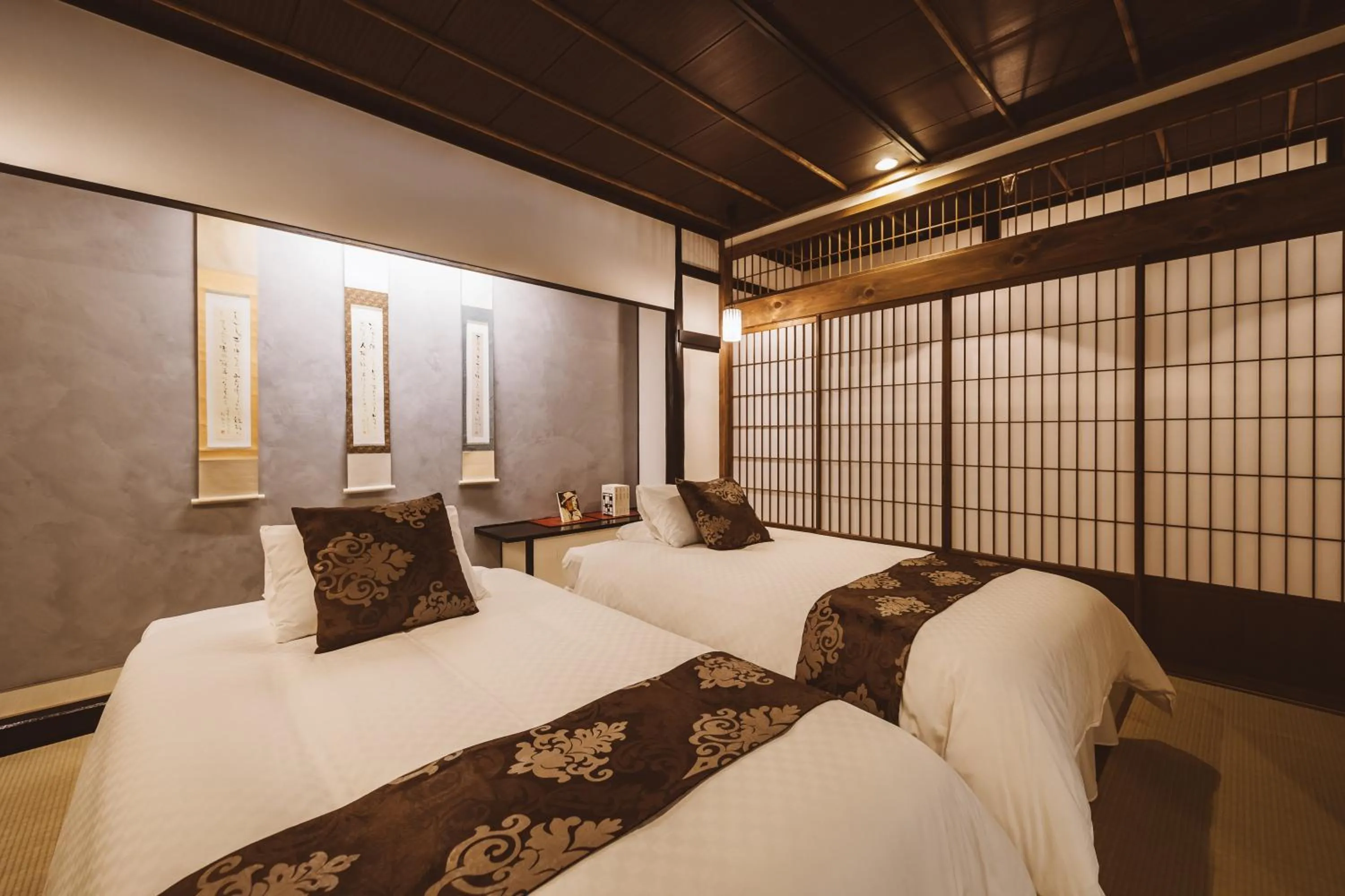 Bedroom, Bed in Tateshina Shinyu Onsen