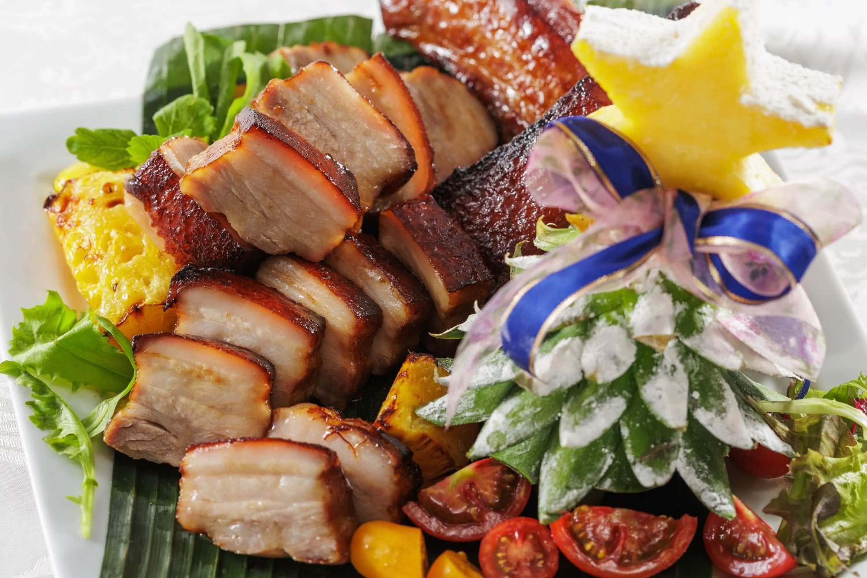 Dinner in Spa Resort Hawaiians Monolith Tower