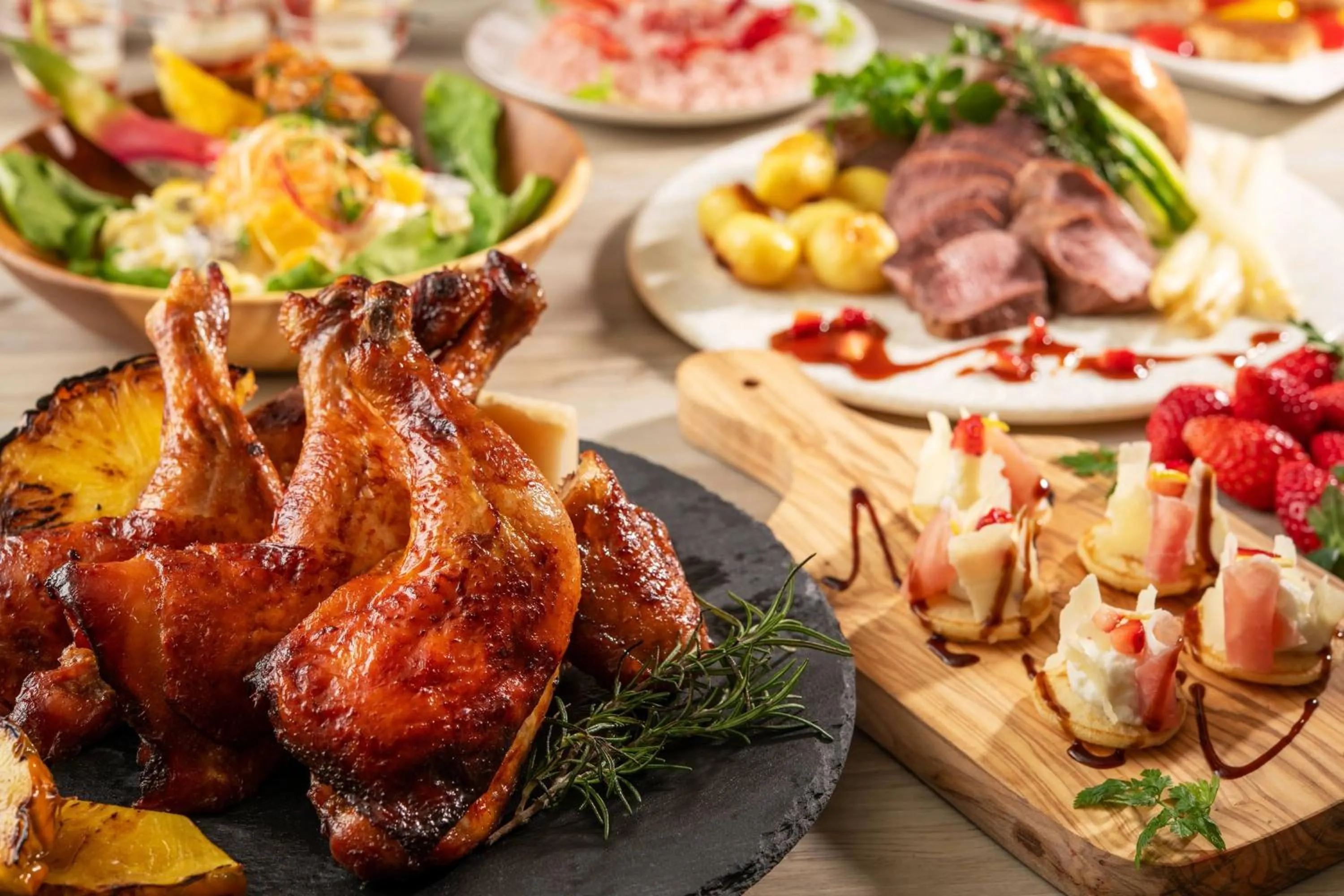 Dinner in Spa Resort Hawaiians Monolith Tower