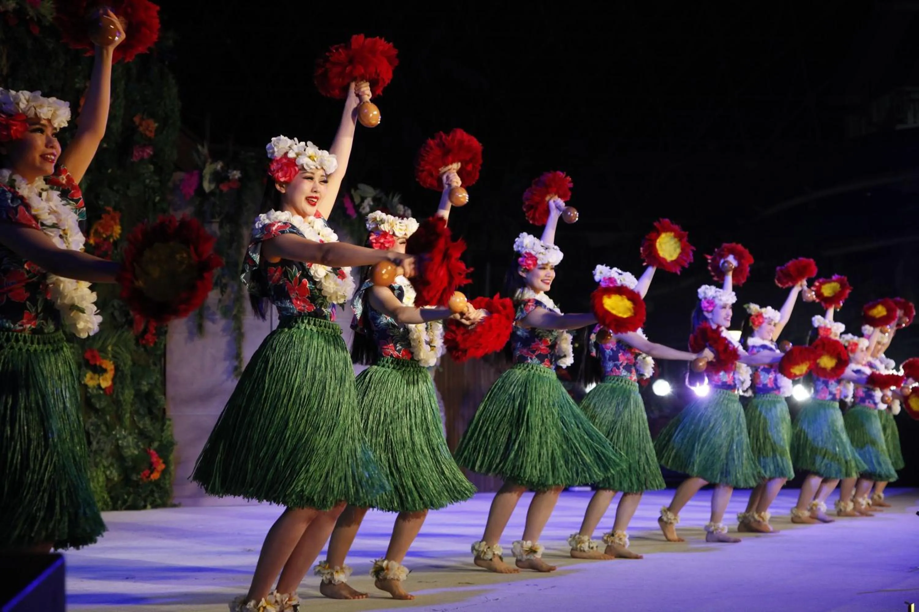 Activities in Spa Resort Hawaiians Monolith Tower