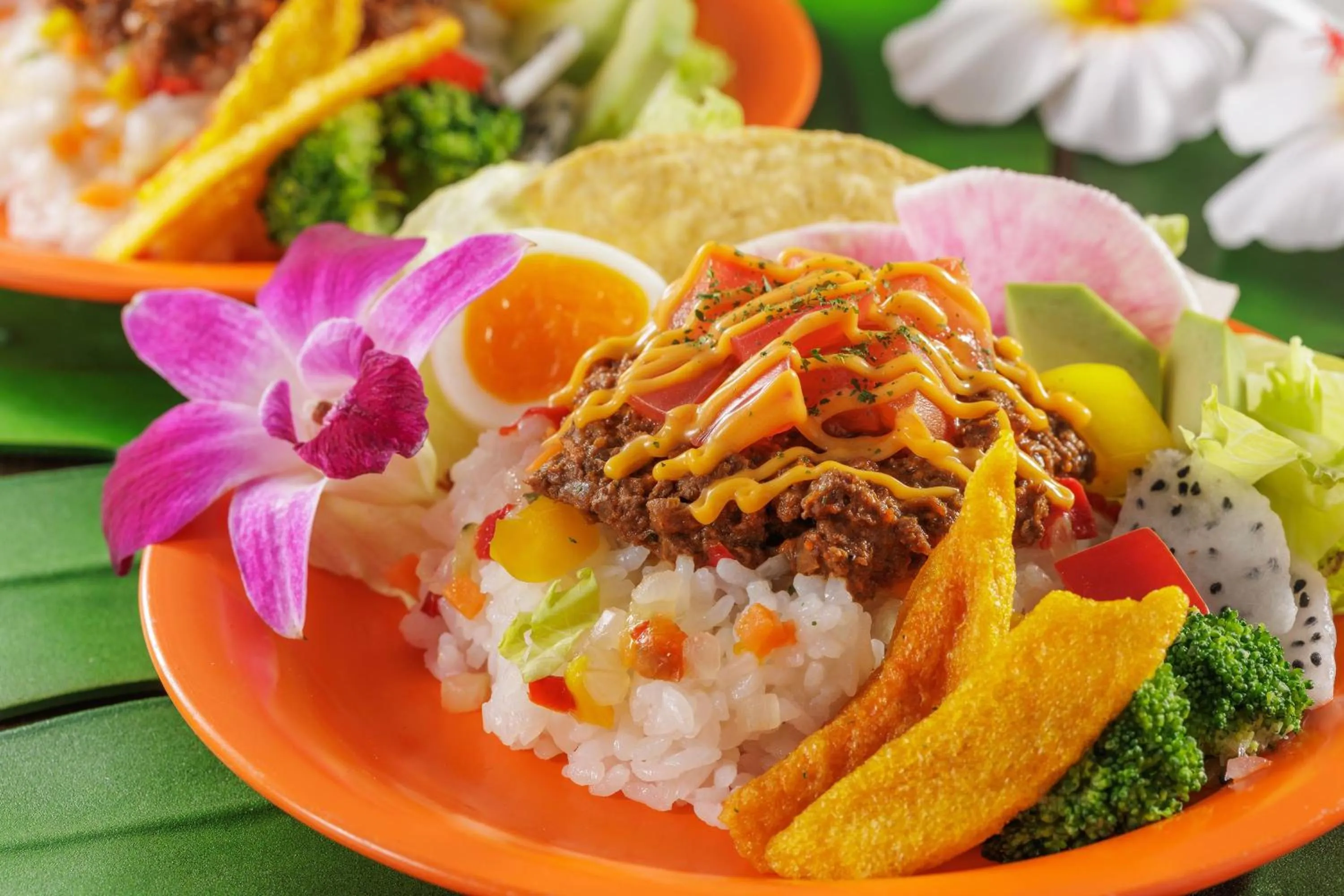 Dinner in Spa Resort Hawaiians Monolith Tower